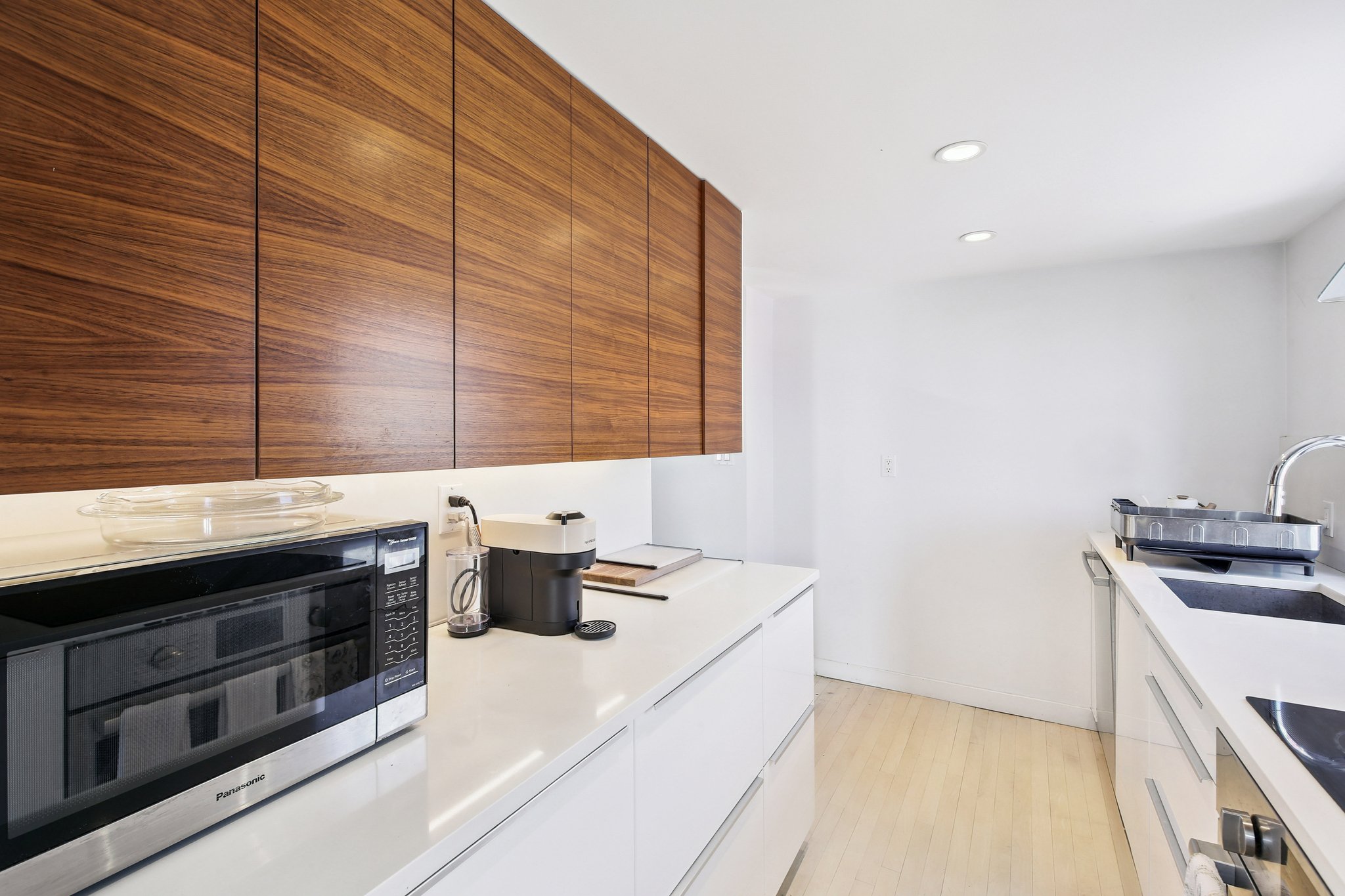 464 Central Ave Unit# 206