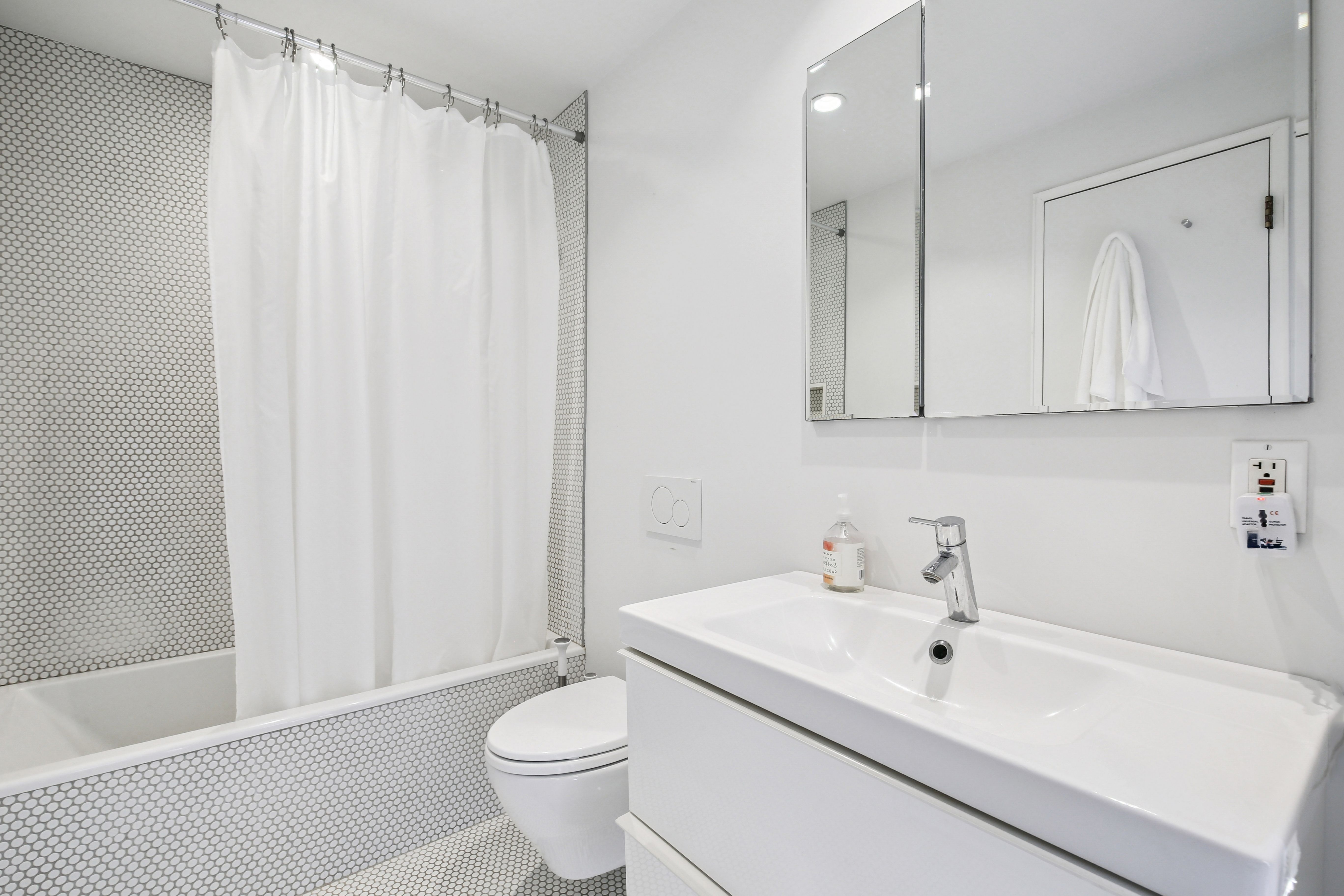 464 Central Ave Unit# 206