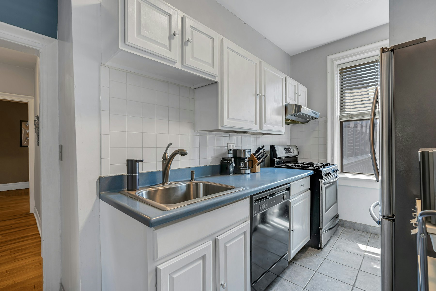 275 Harrison Avenue, unit 507 