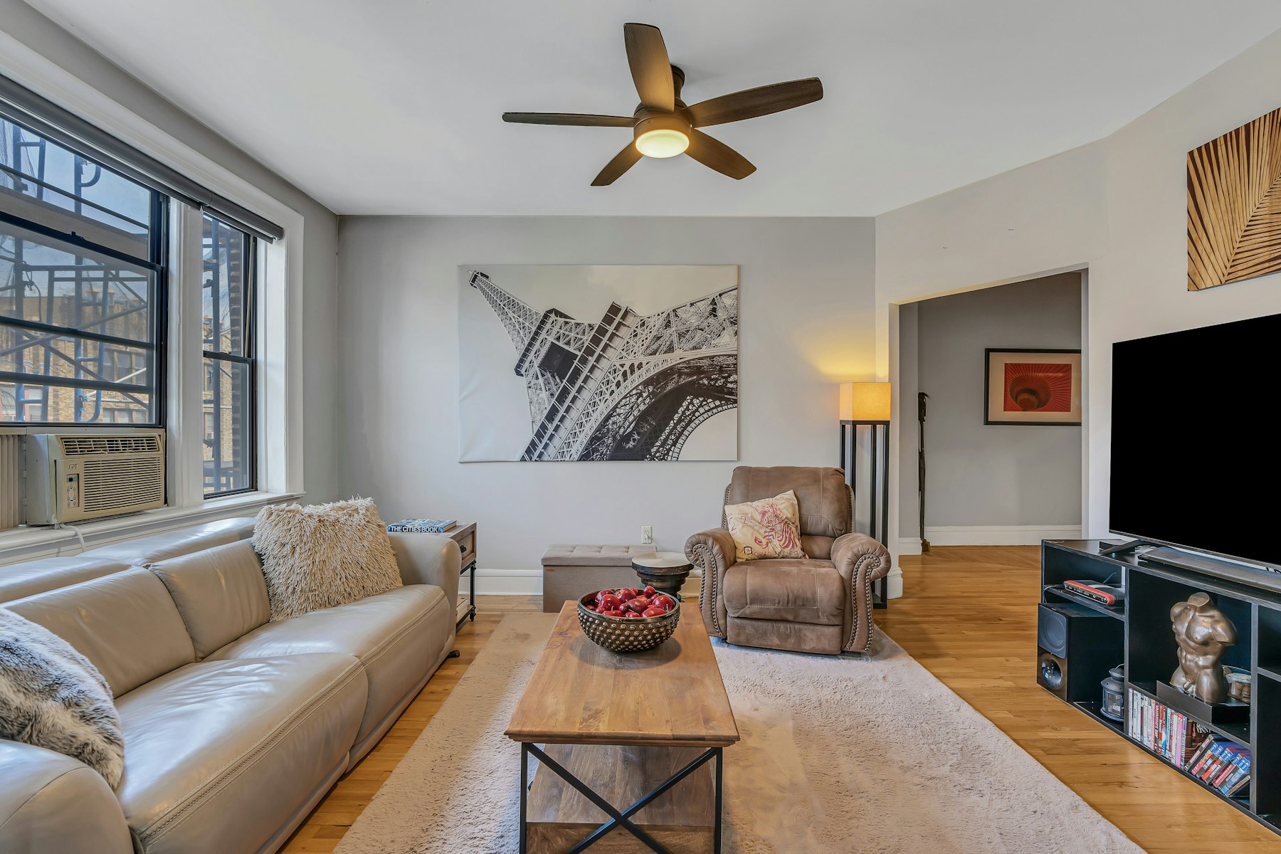 275 Harrison Avenue, unit 507 