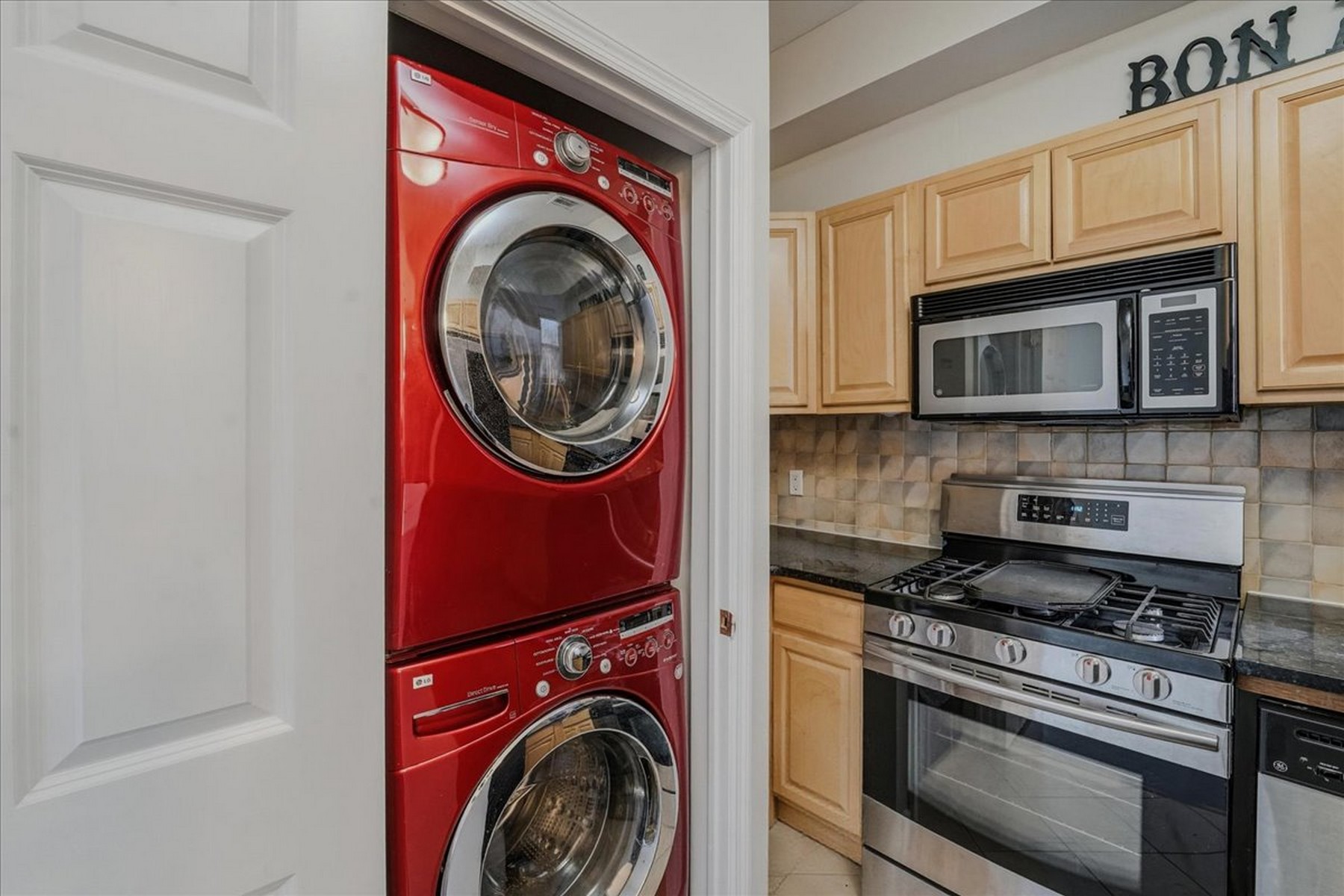 3481 John F. Kennedy Boulevard, unit 1A 