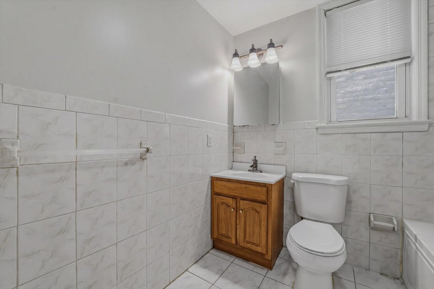 3481 John F. Kennedy Boulevard, unit 1A 