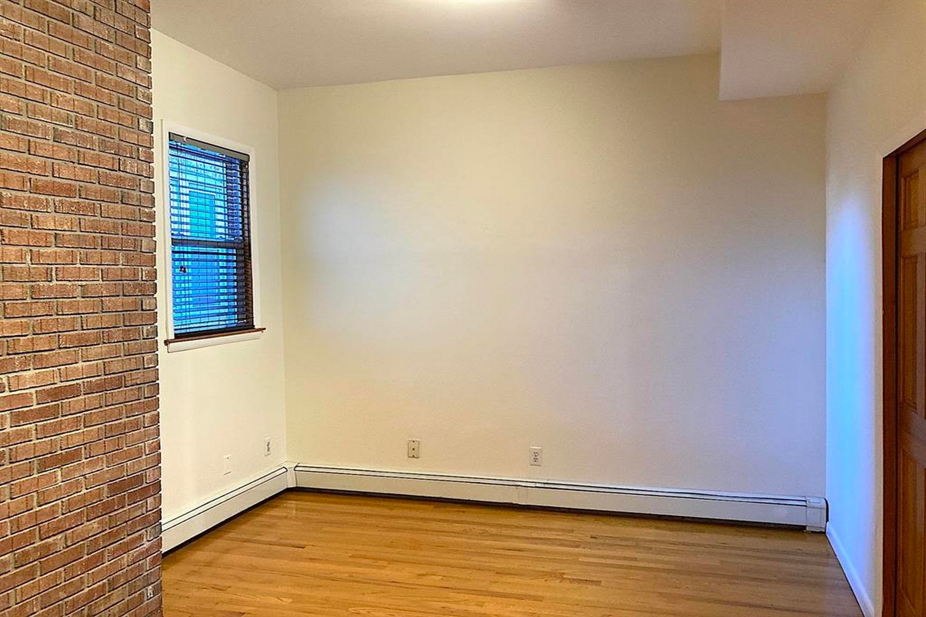 284 Magnoila Ave  #1 