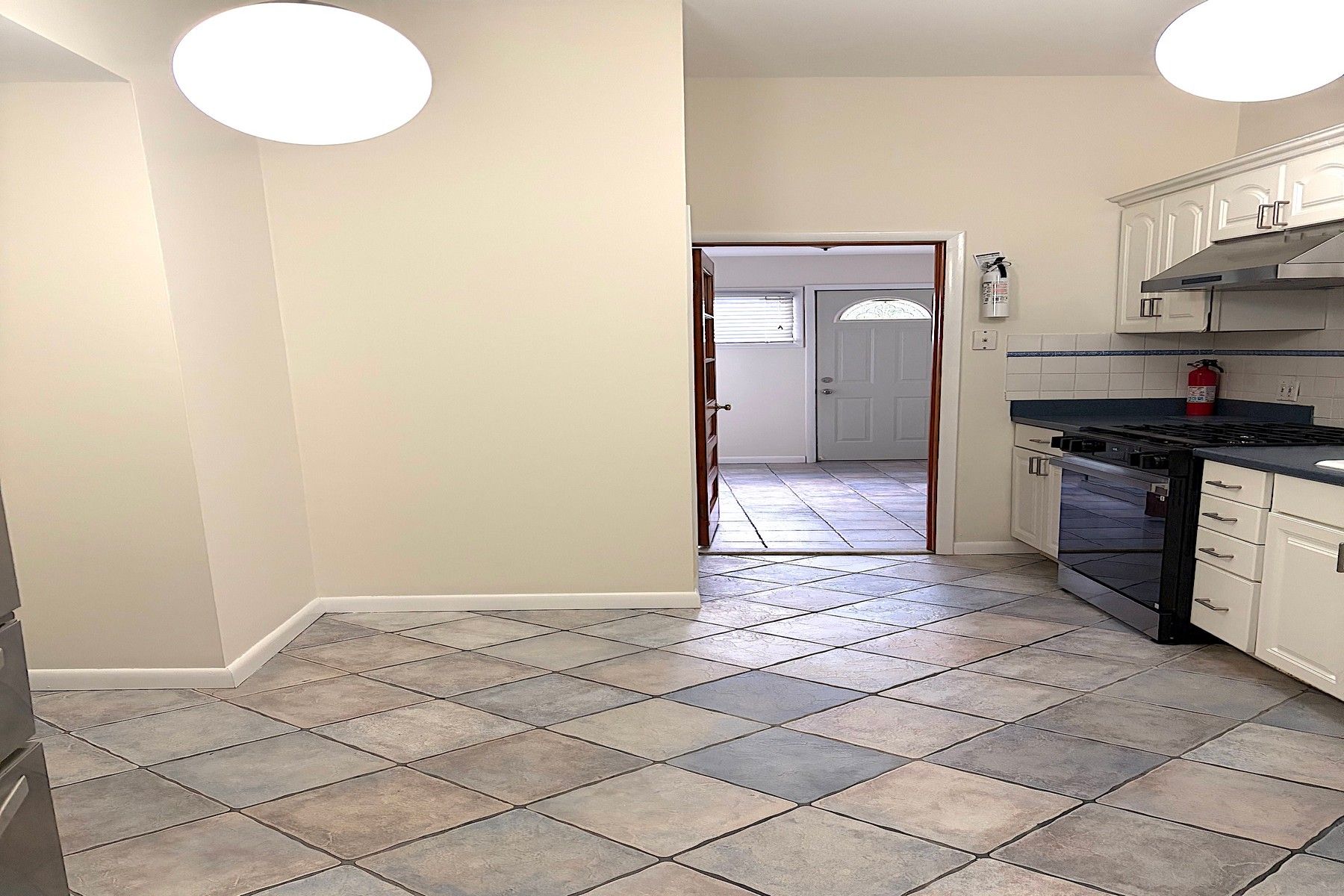 284 Magnoila Ave  #1 