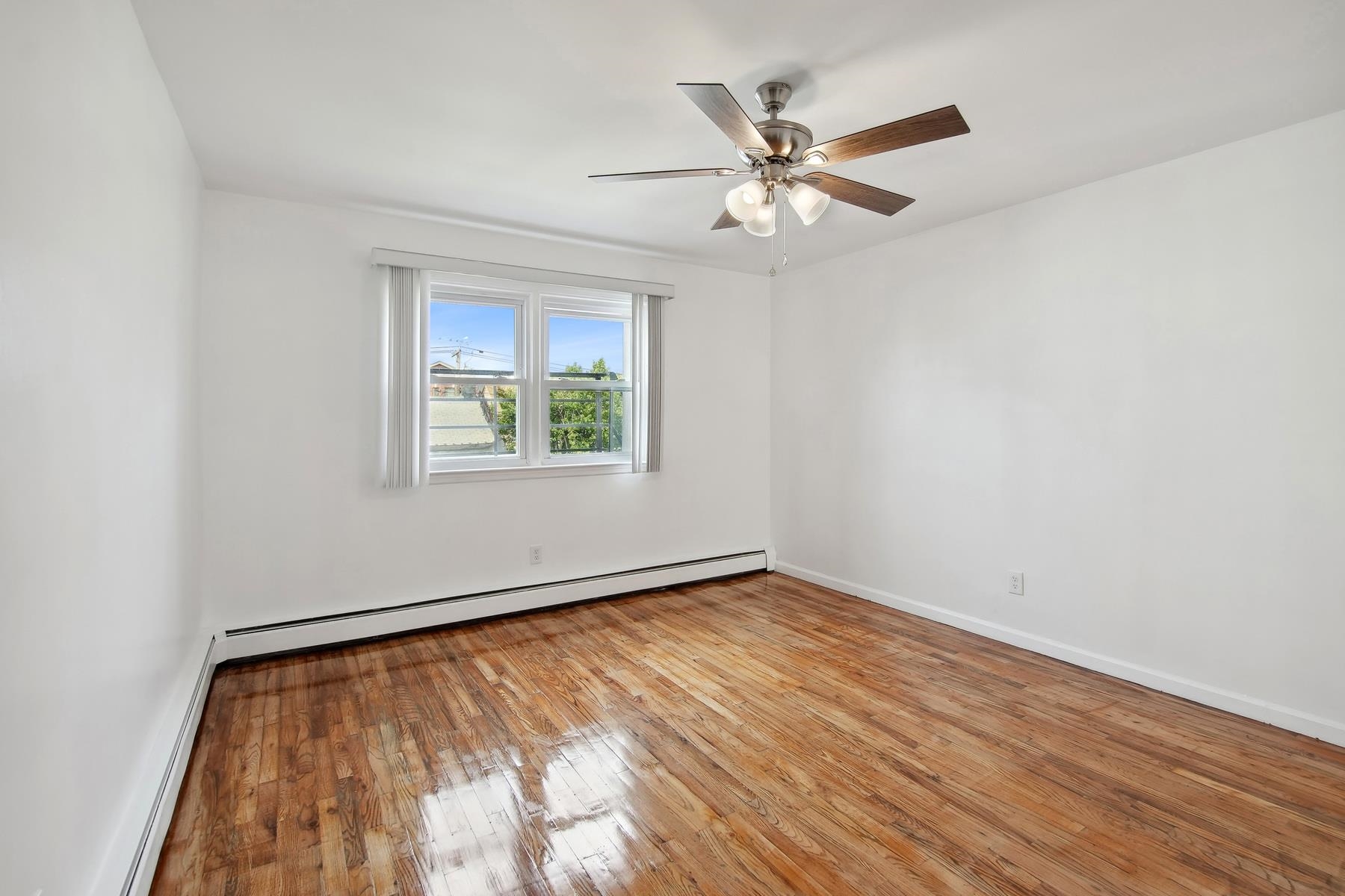 140 Hopkins Avenue, unit 3 