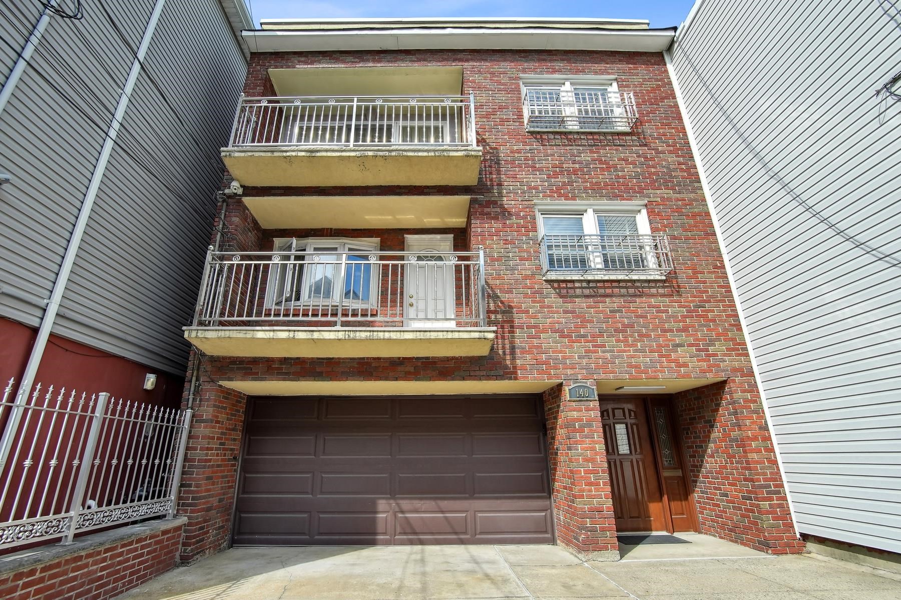 140 Hopkins Avenue, unit 3 