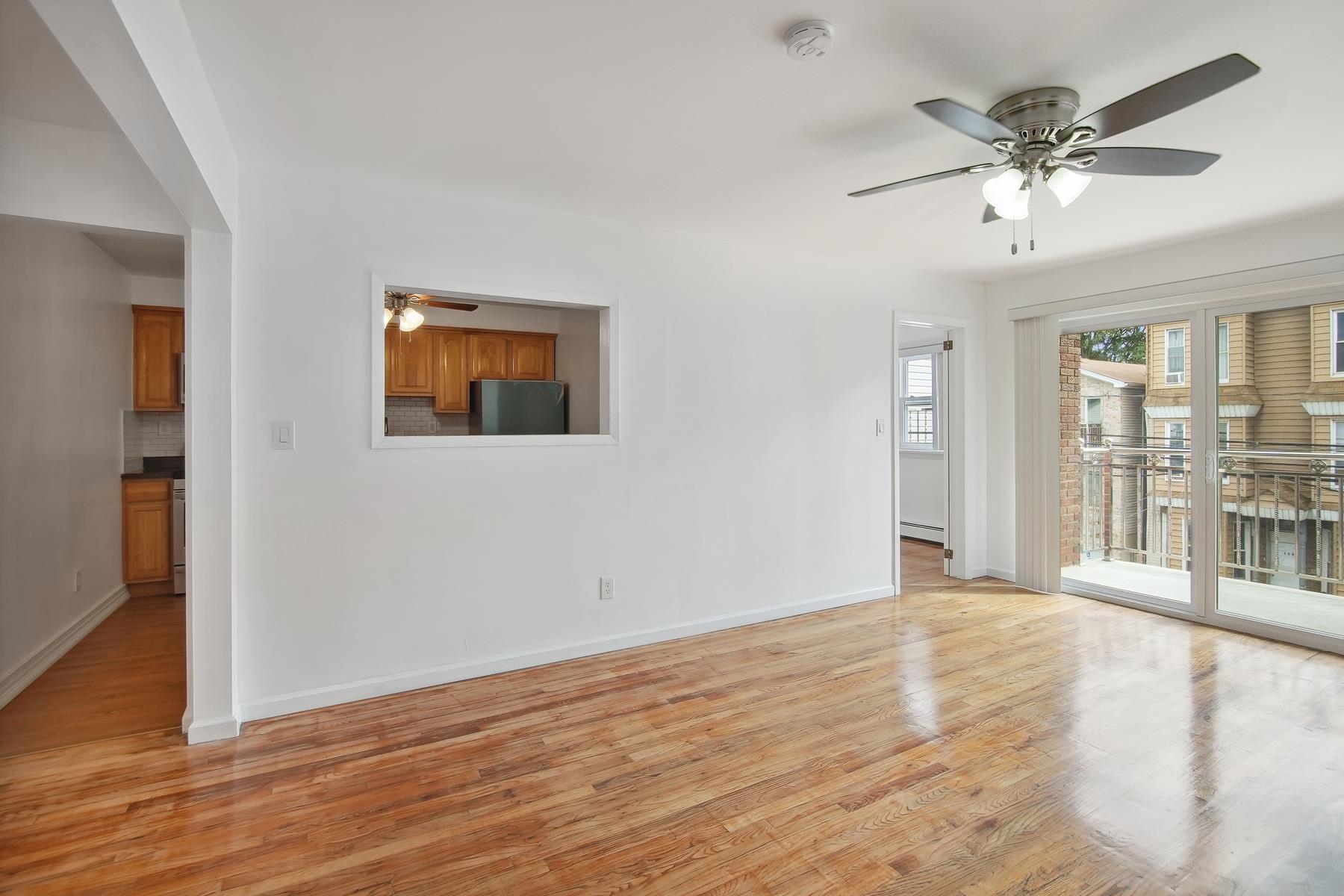 140 Hopkins Avenue, unit 3 