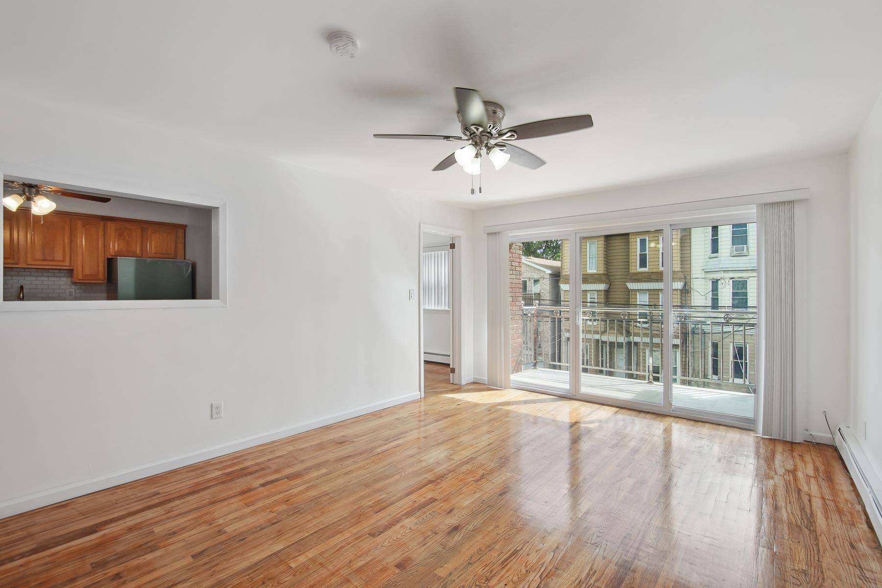 140 Hopkins Avenue, unit 3 