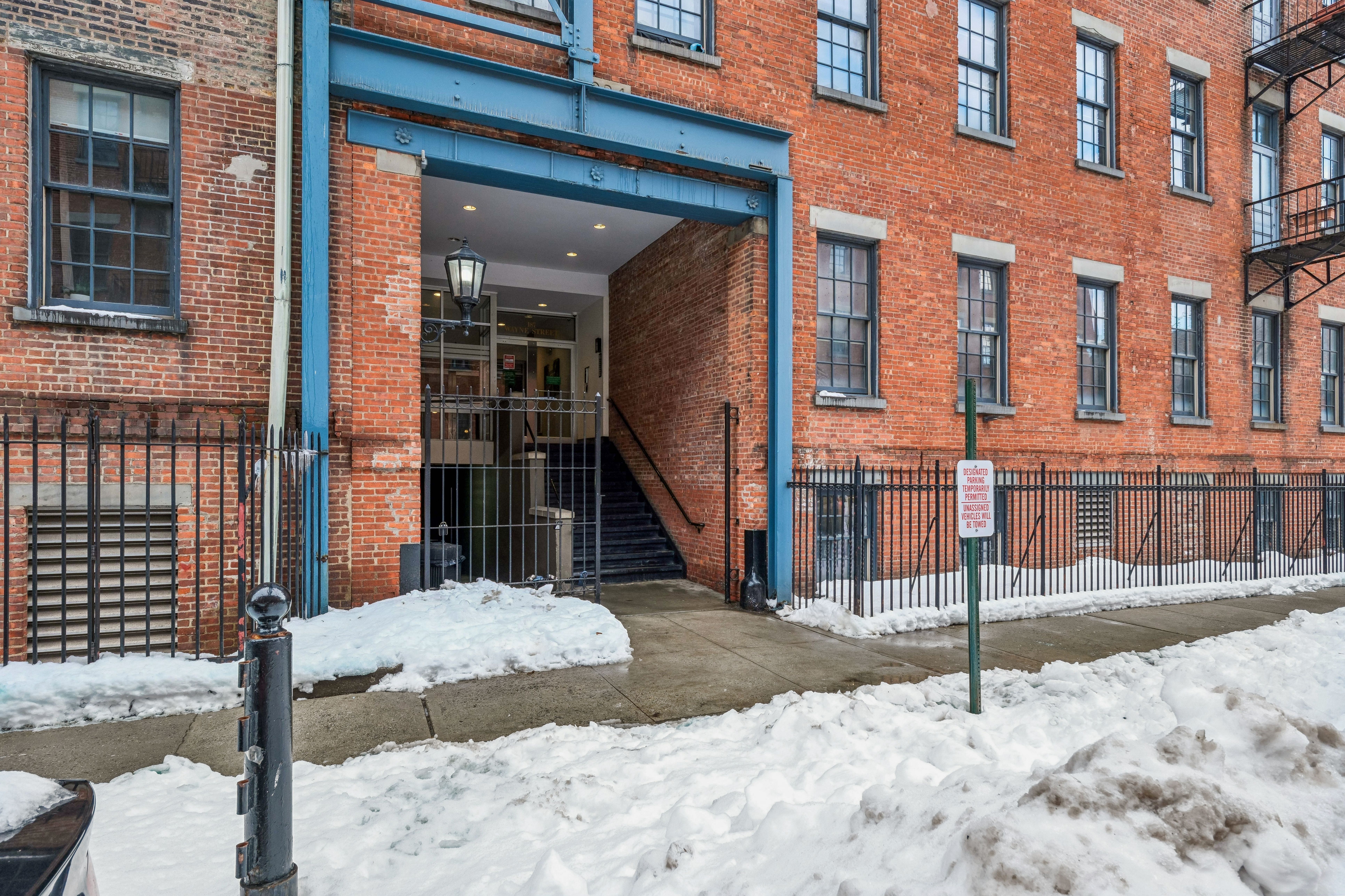 187 Wayne Street  #313C 