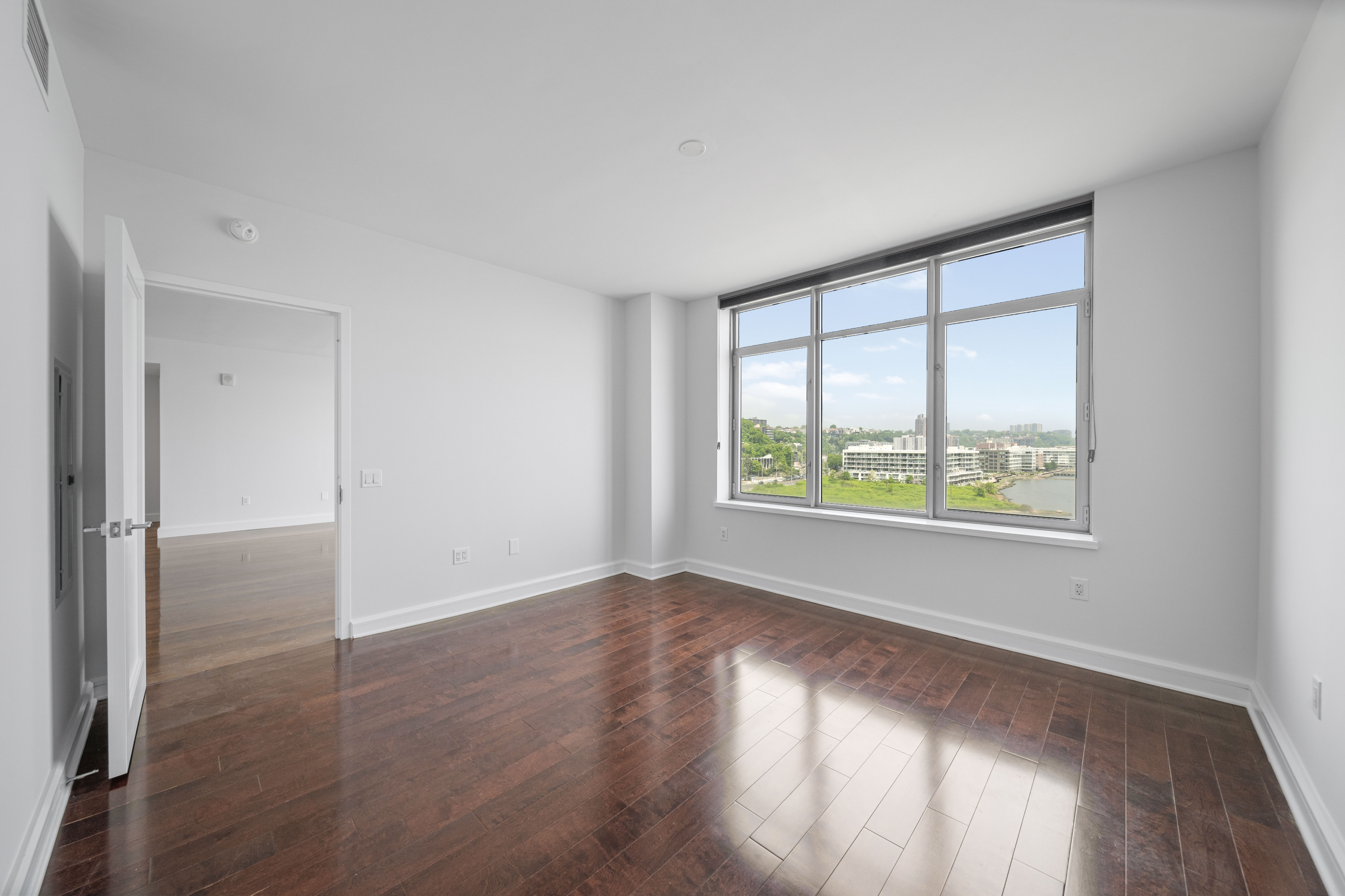 8100 River Road, # 915 