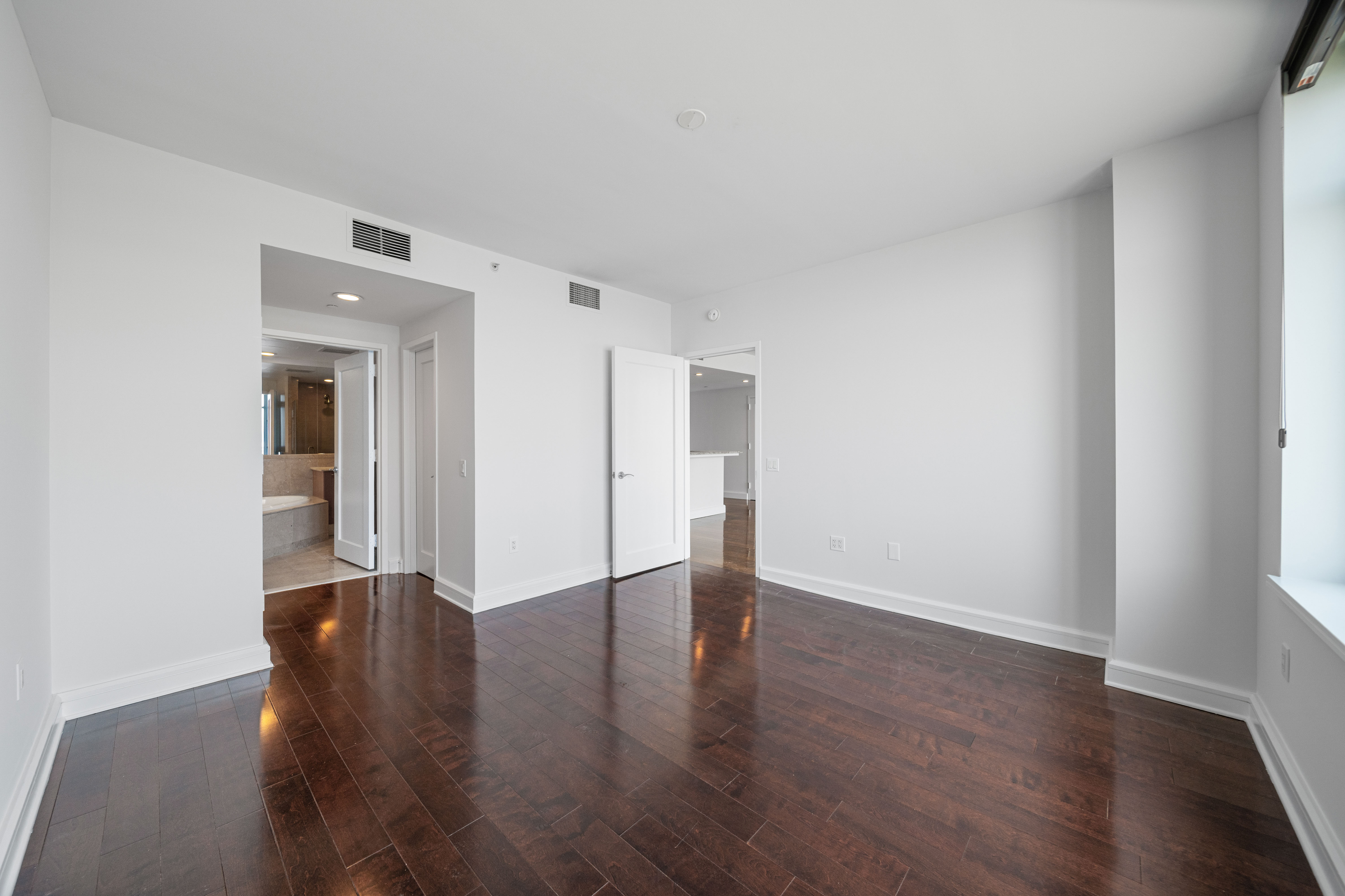 8100 River Road, # 915 