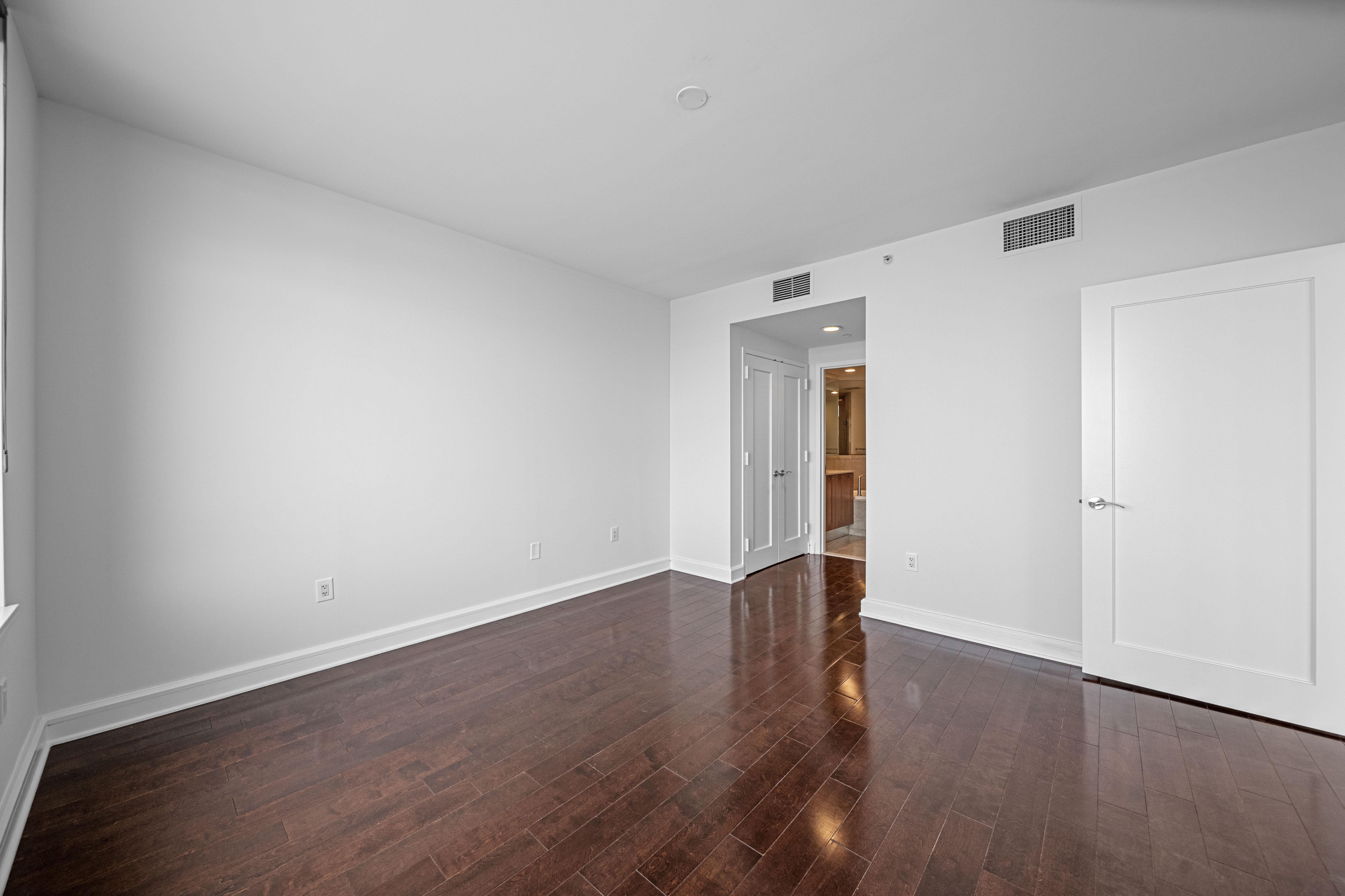 8100 River Road, # 915 