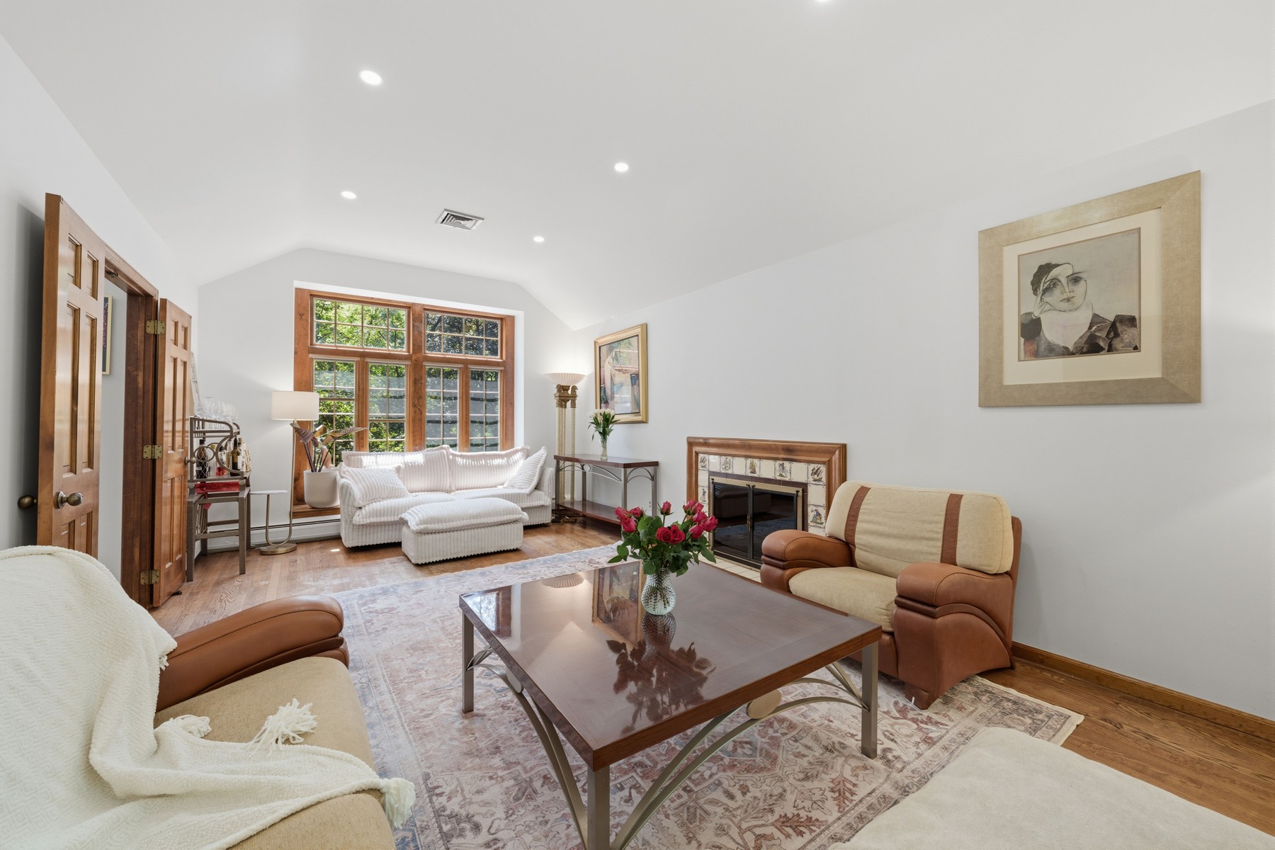 2 Carol Rd 
