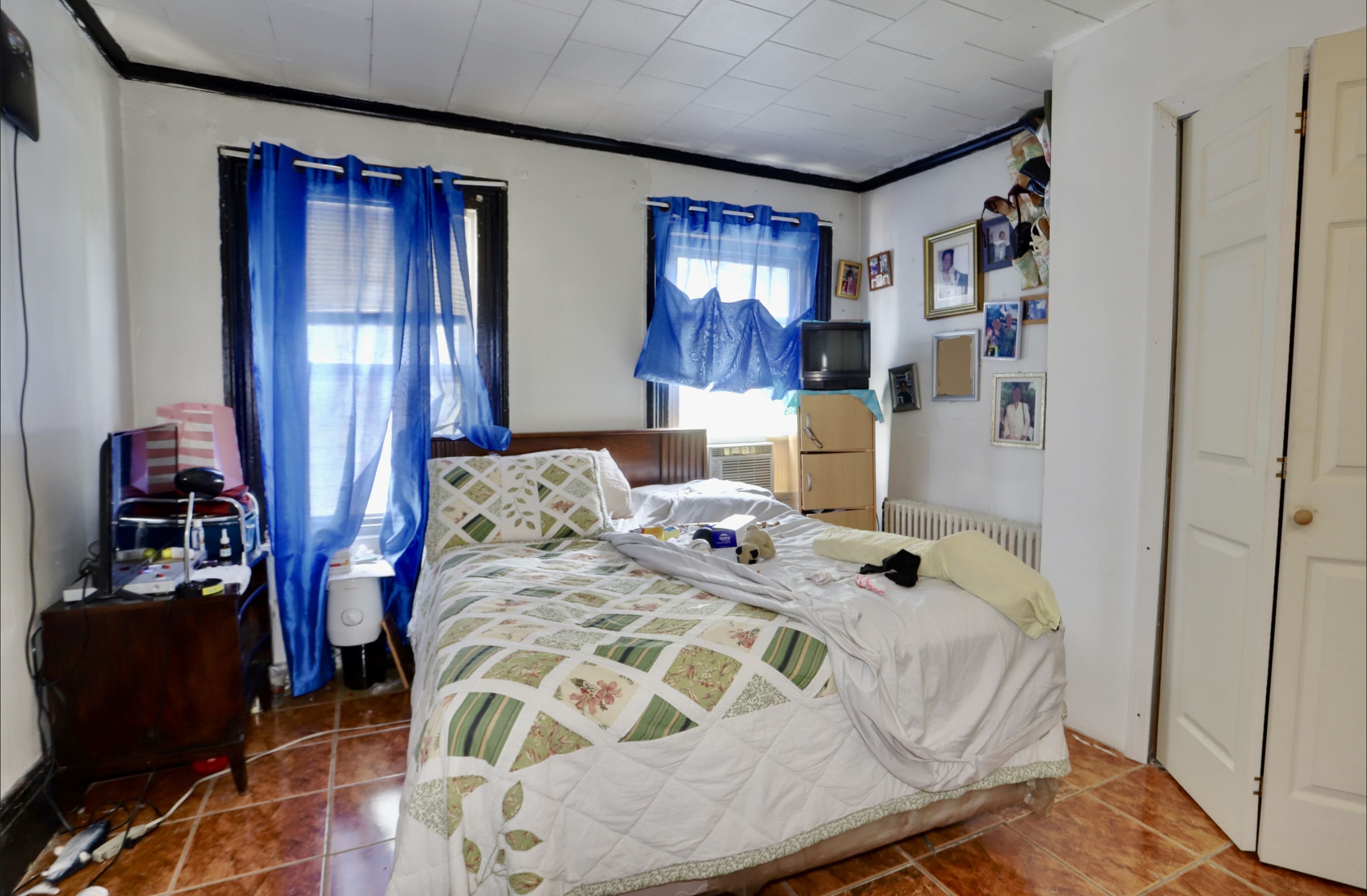 217-219 New York Ave 