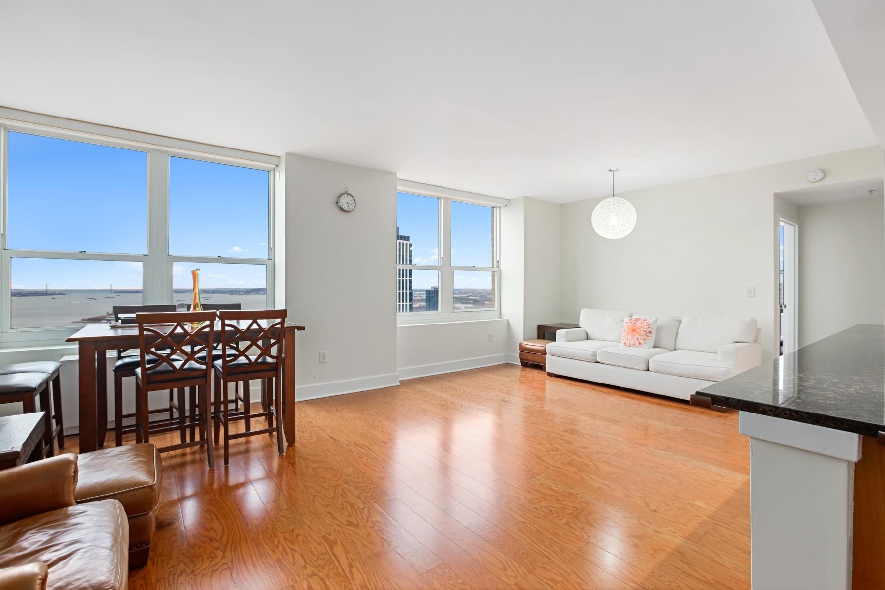 88 Morgan St Unit# PH 3-7