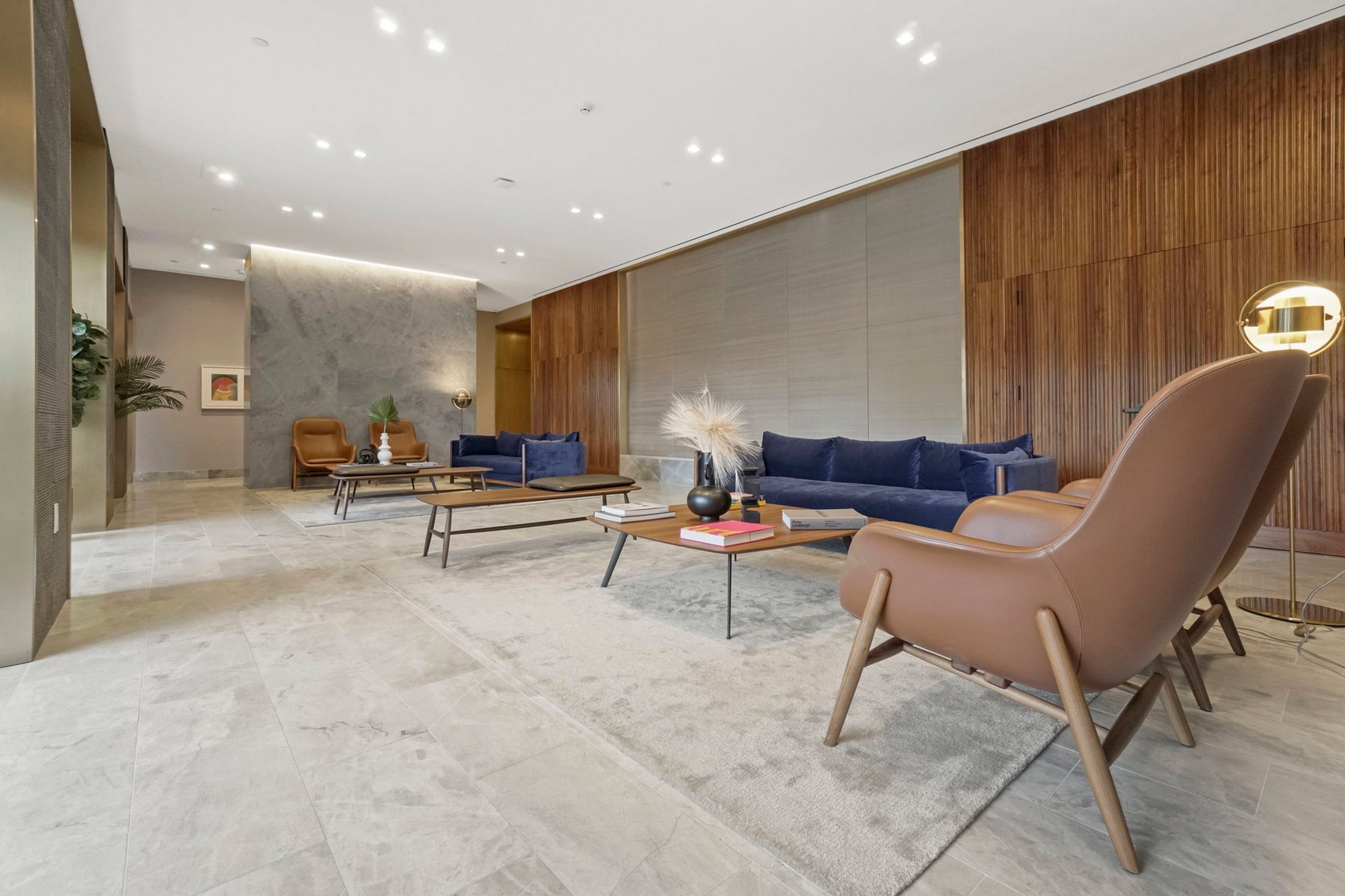 75 Park Lane South, unit 303 