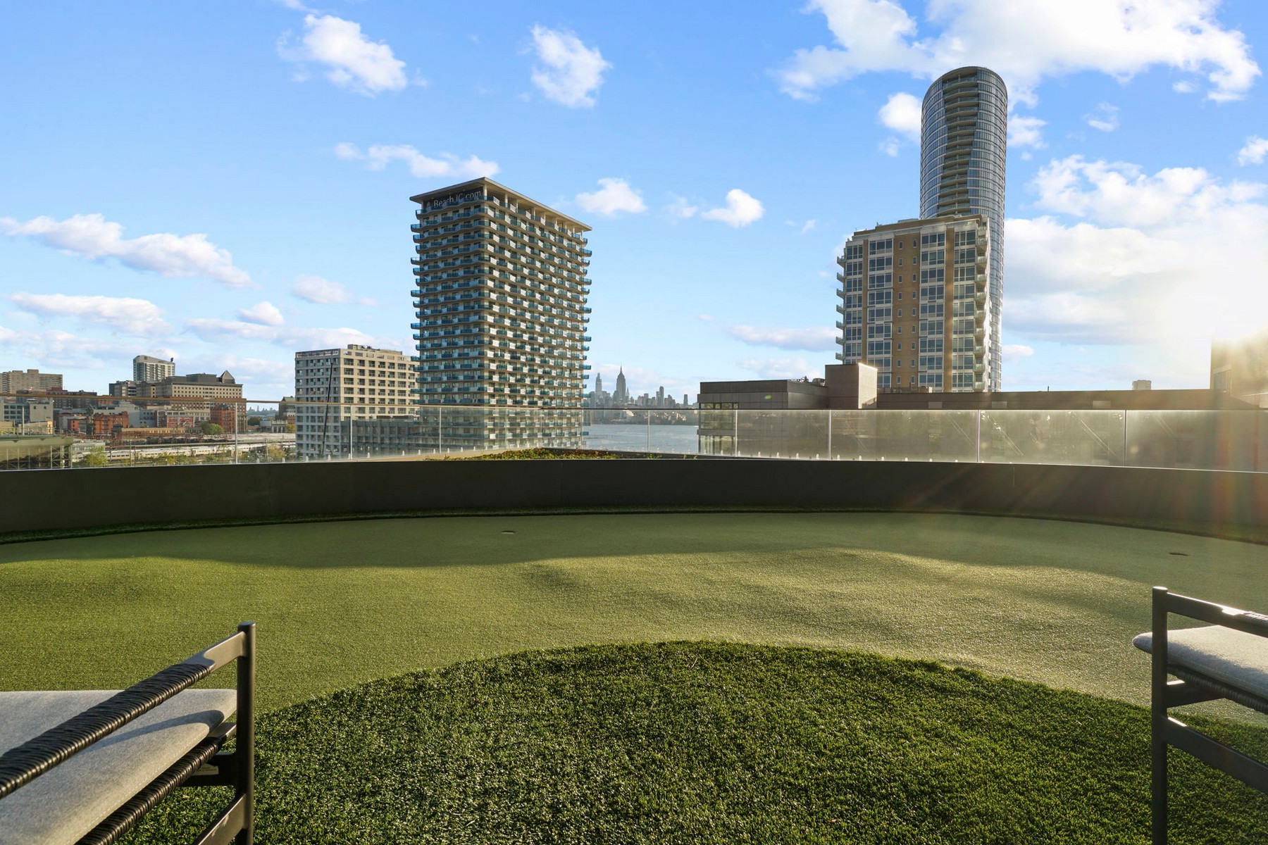 75 Park Lane South, unit 303 