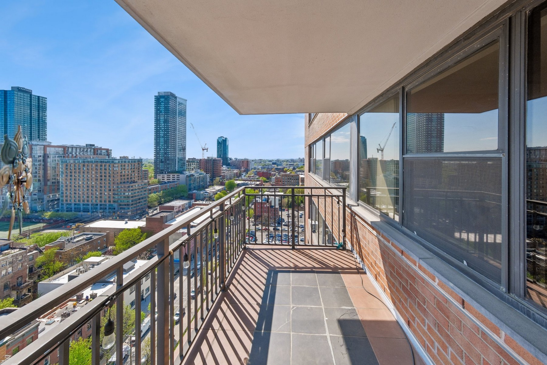 135 Montgomery St Unit# 18-