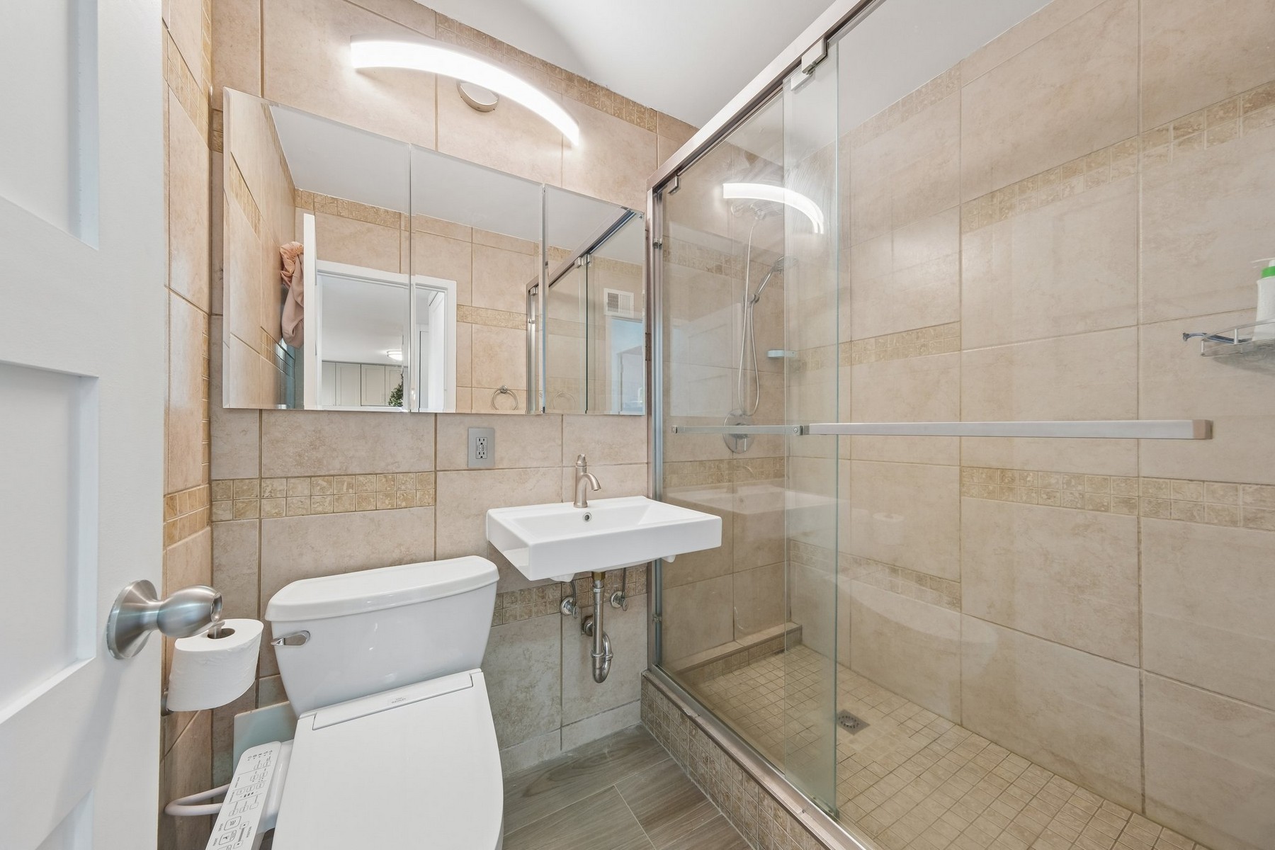 135 Montgomery St Unit# 18-