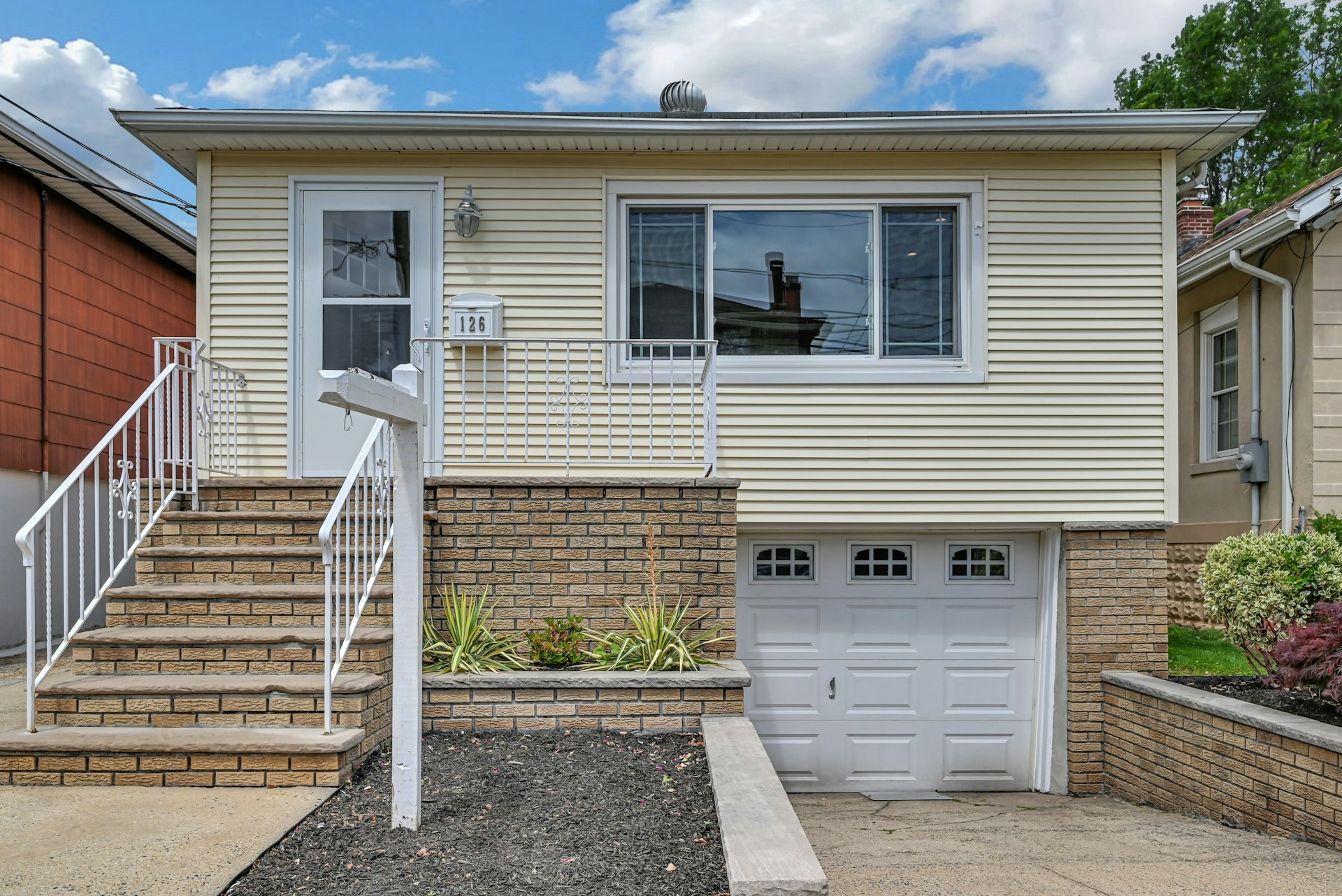 126 Huber Street 