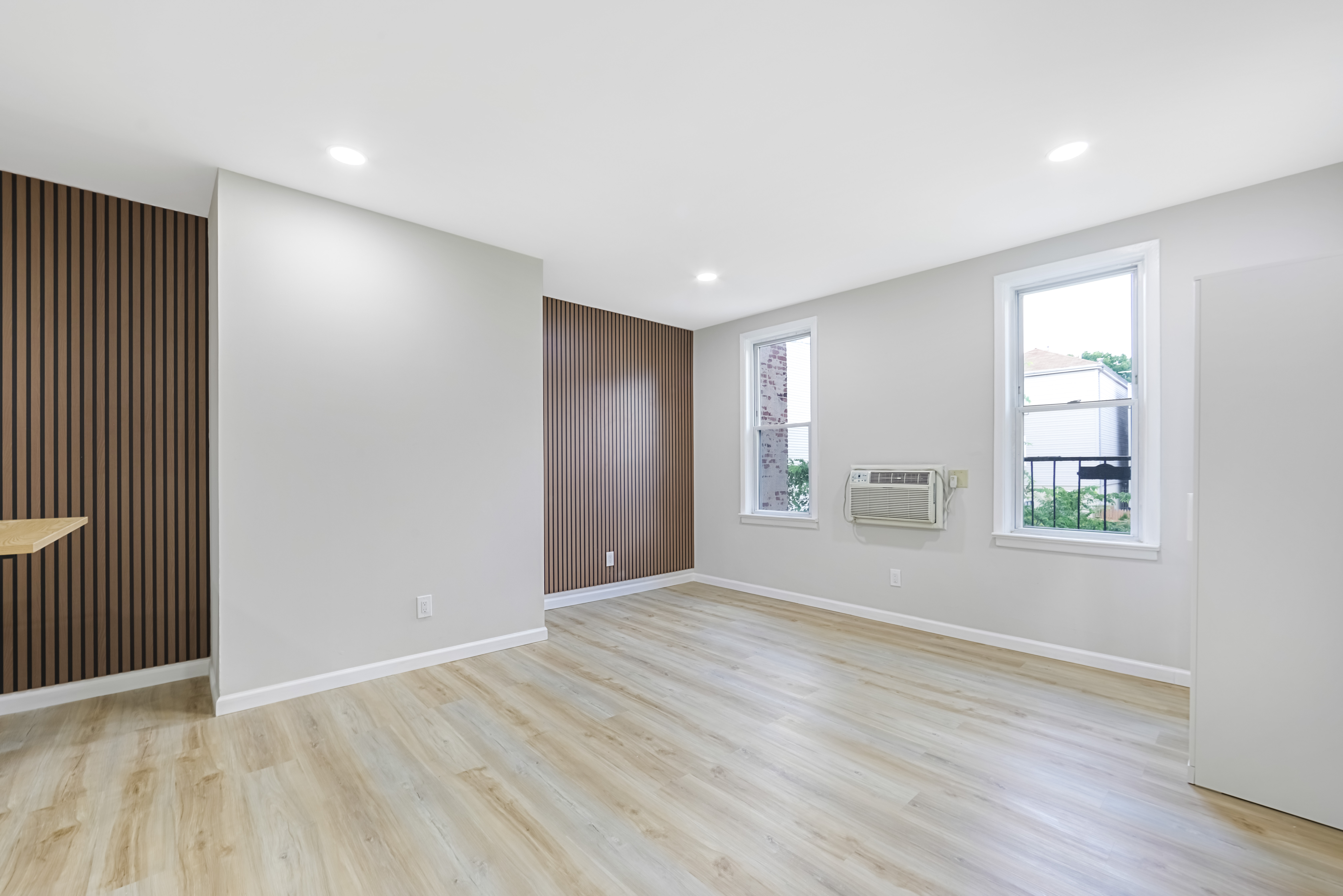 40 Beacon Avenue #3 