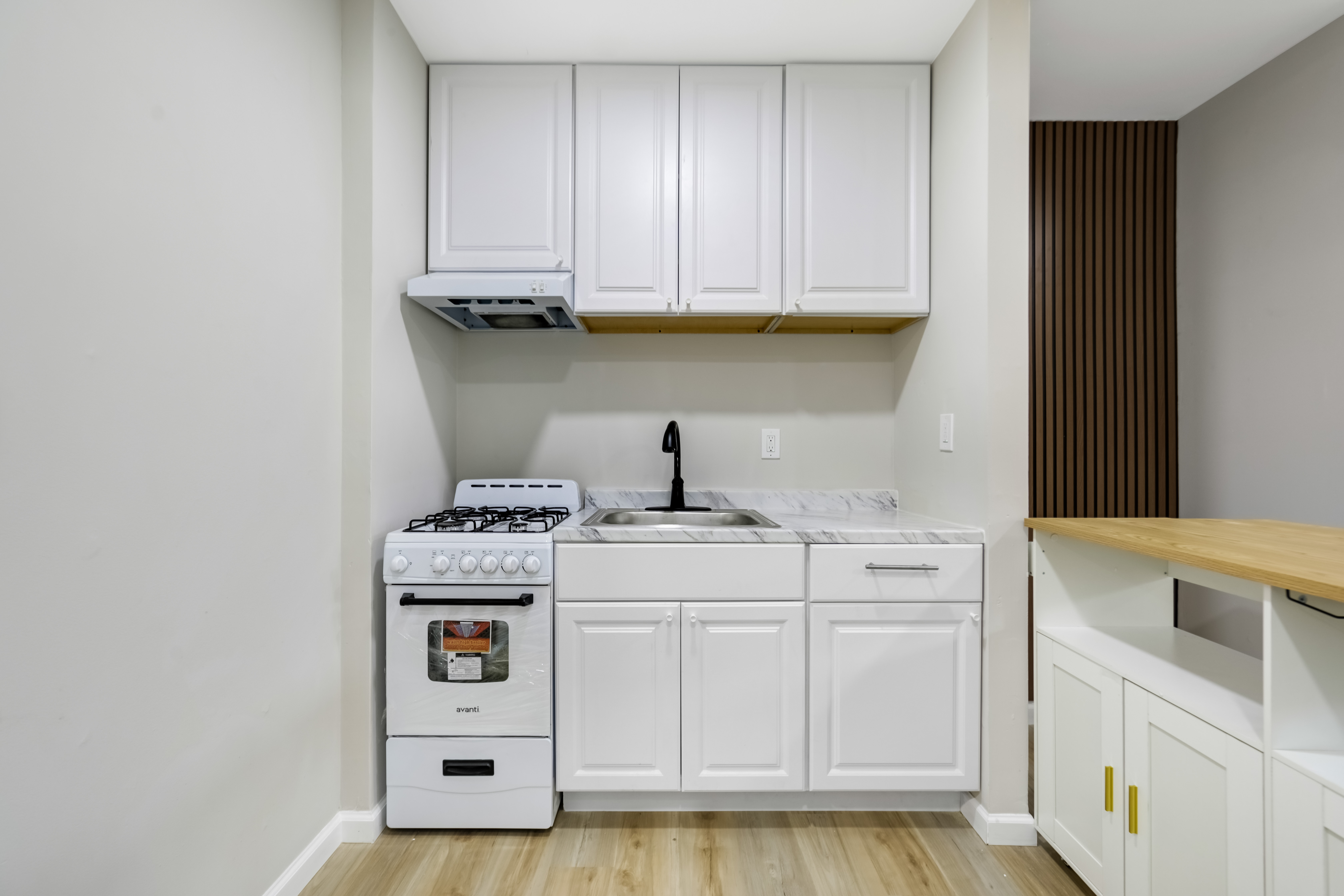 40 Beacon Avenue #3 