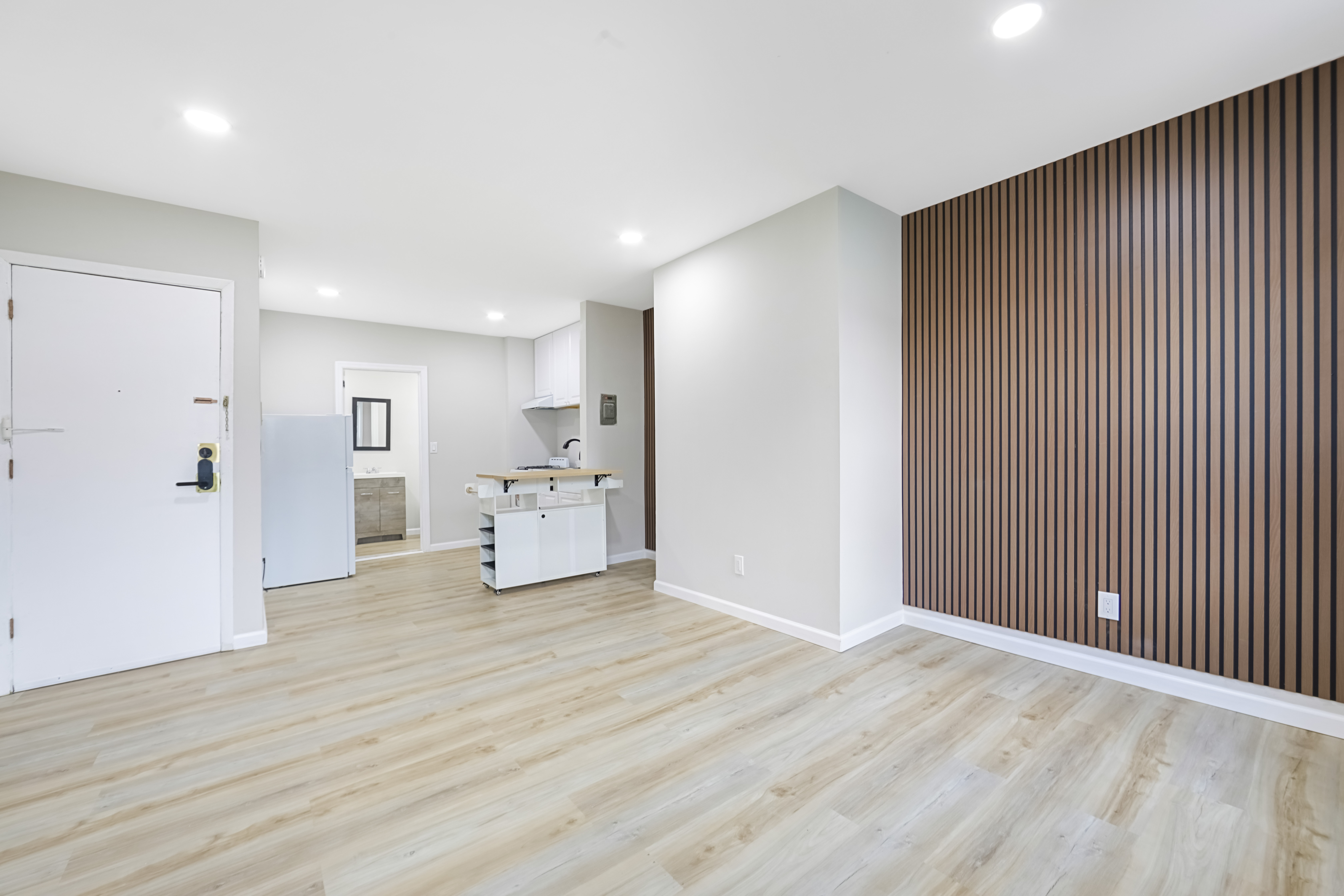 40 Beacon Avenue #3 