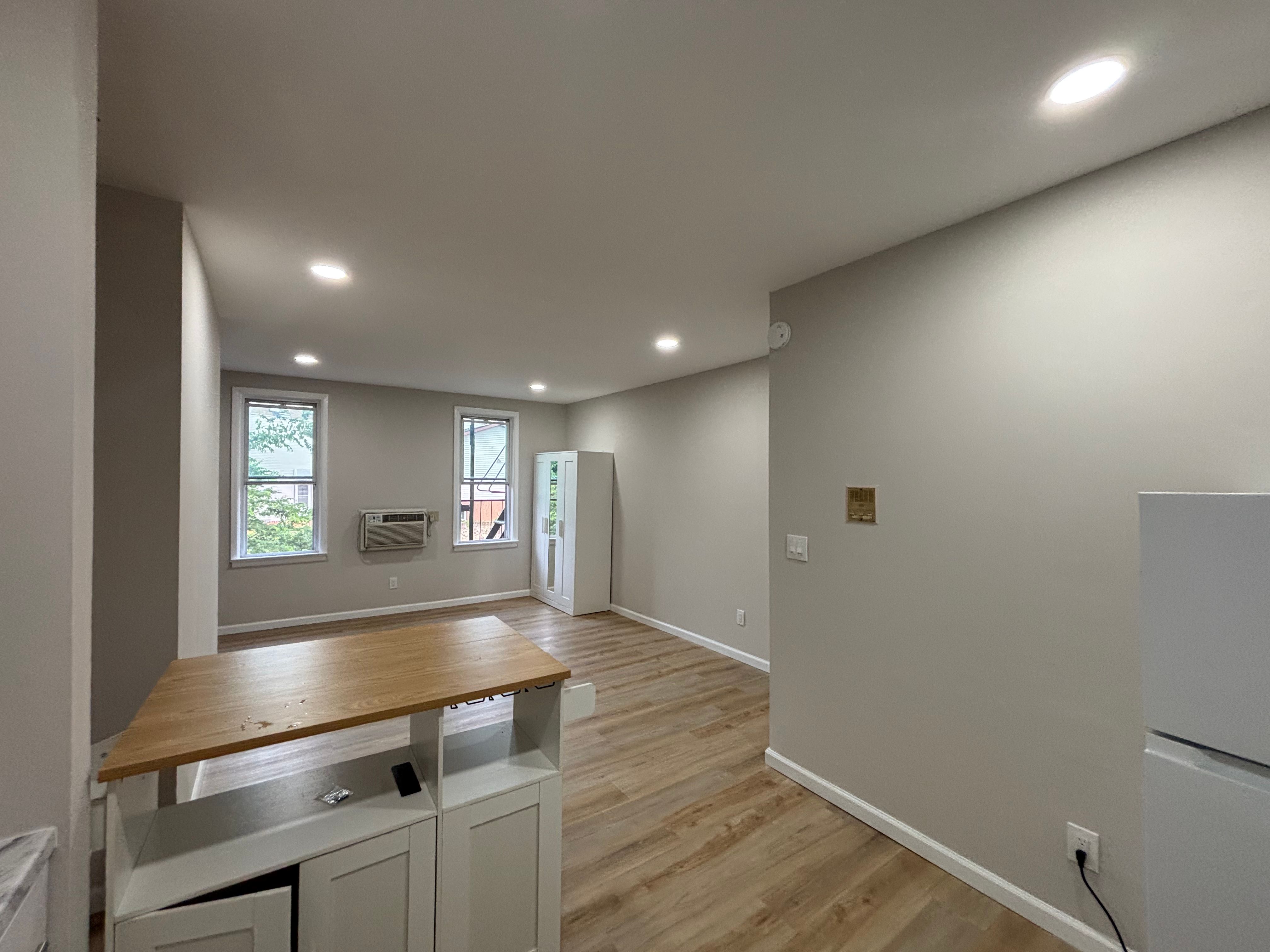 40 Beacon Avenue #3 
