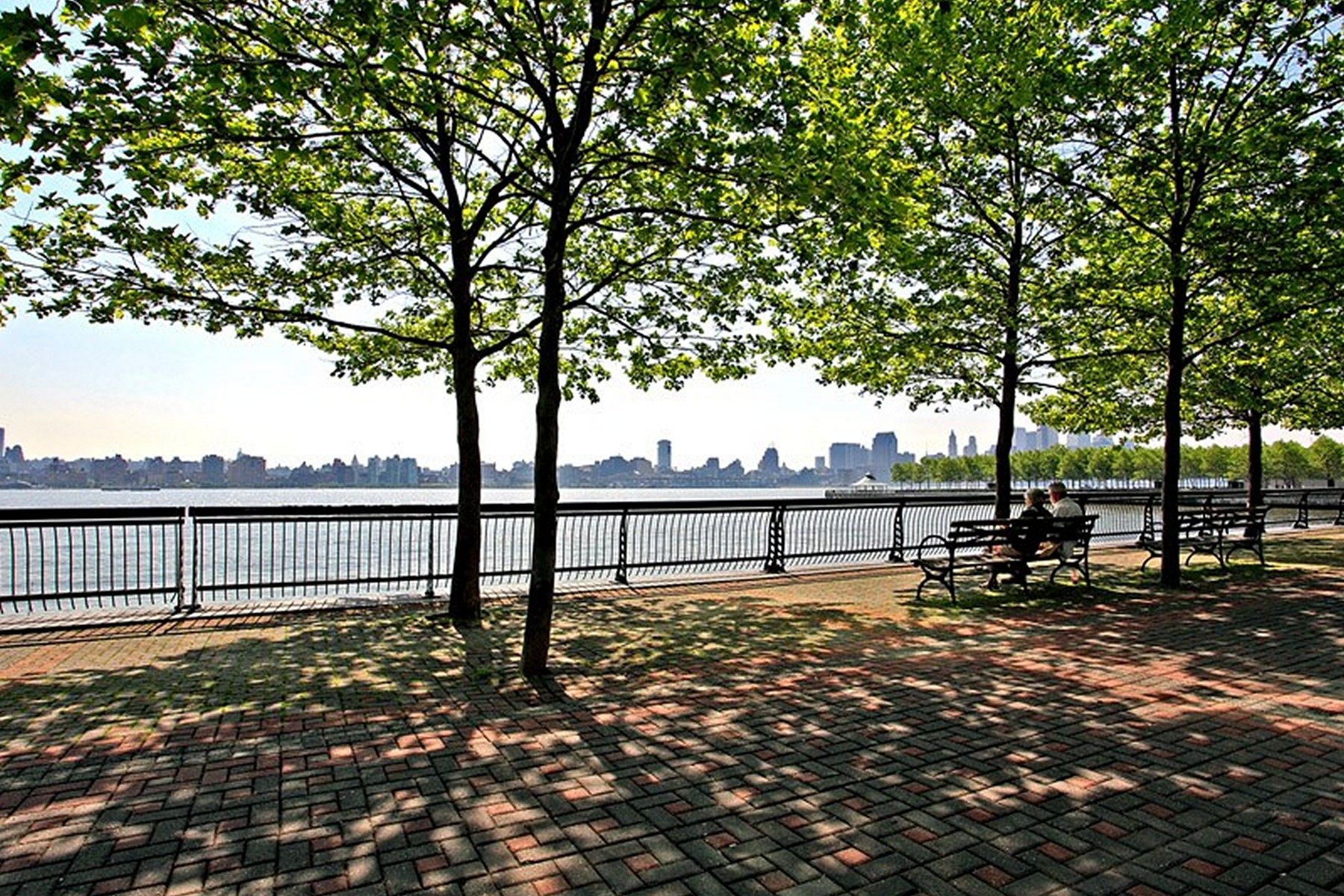 83 Monroe St.  #4B 