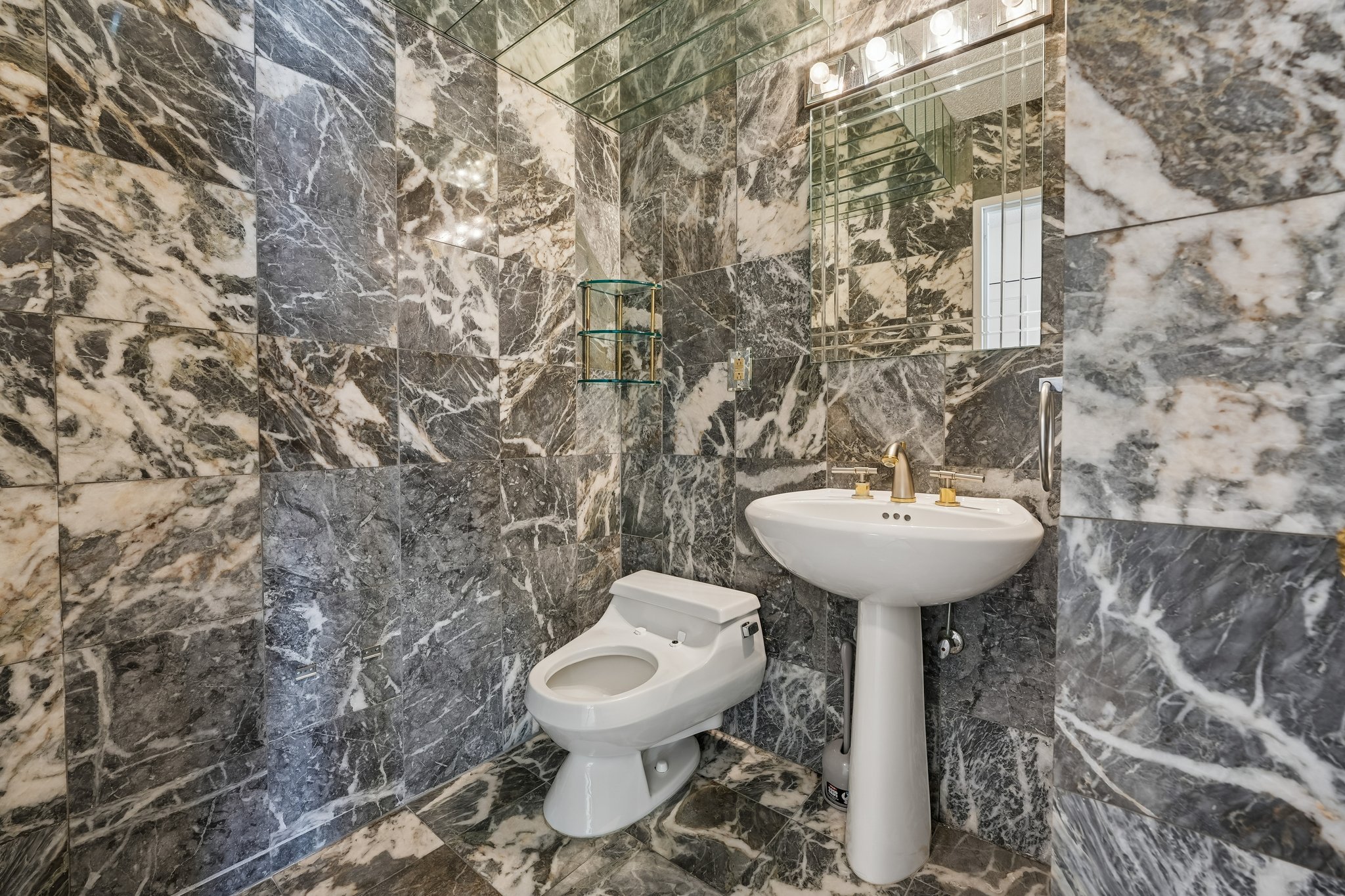 1512 Palisade Avenue #16L 