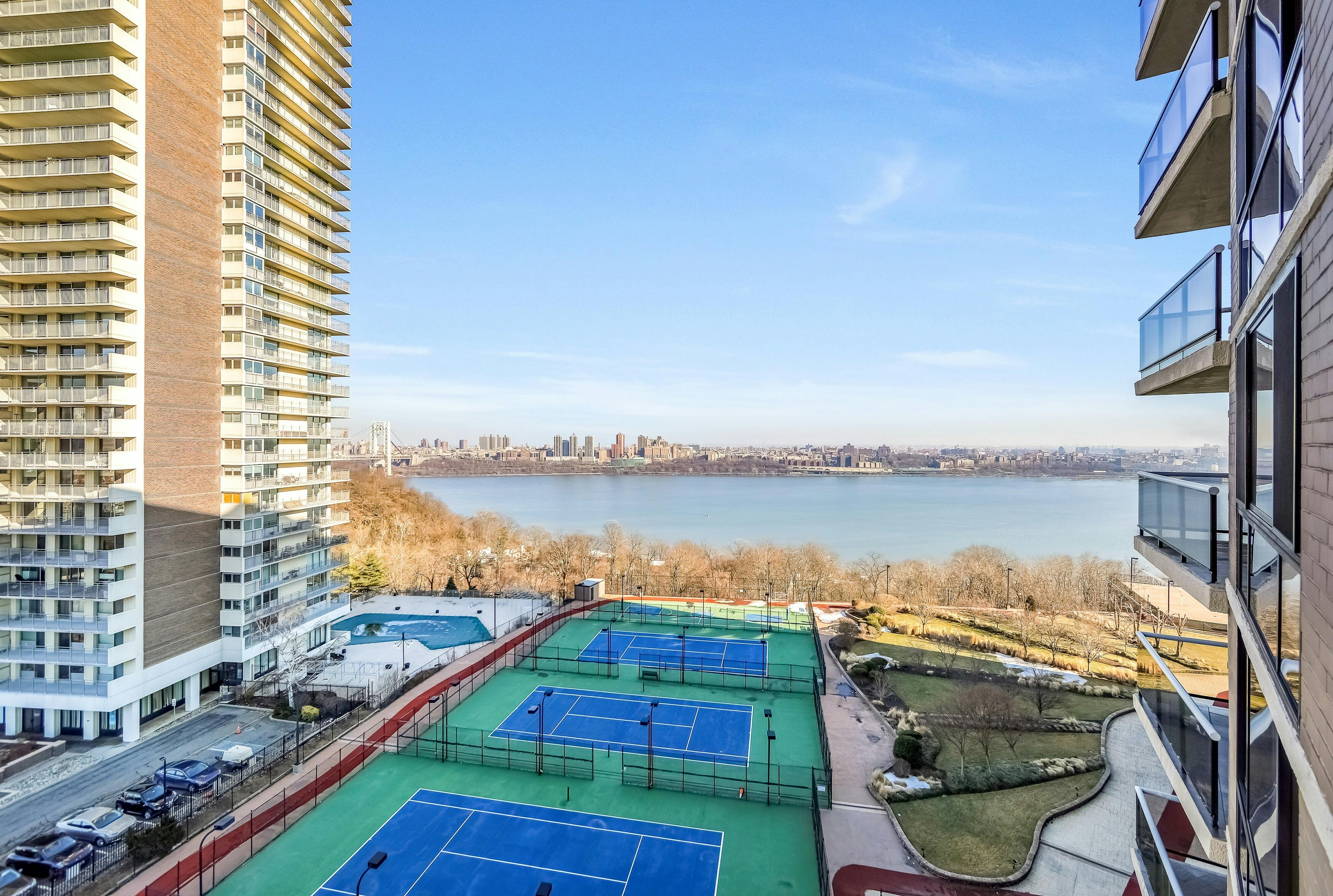 1512 Palisade Avenue #16L 