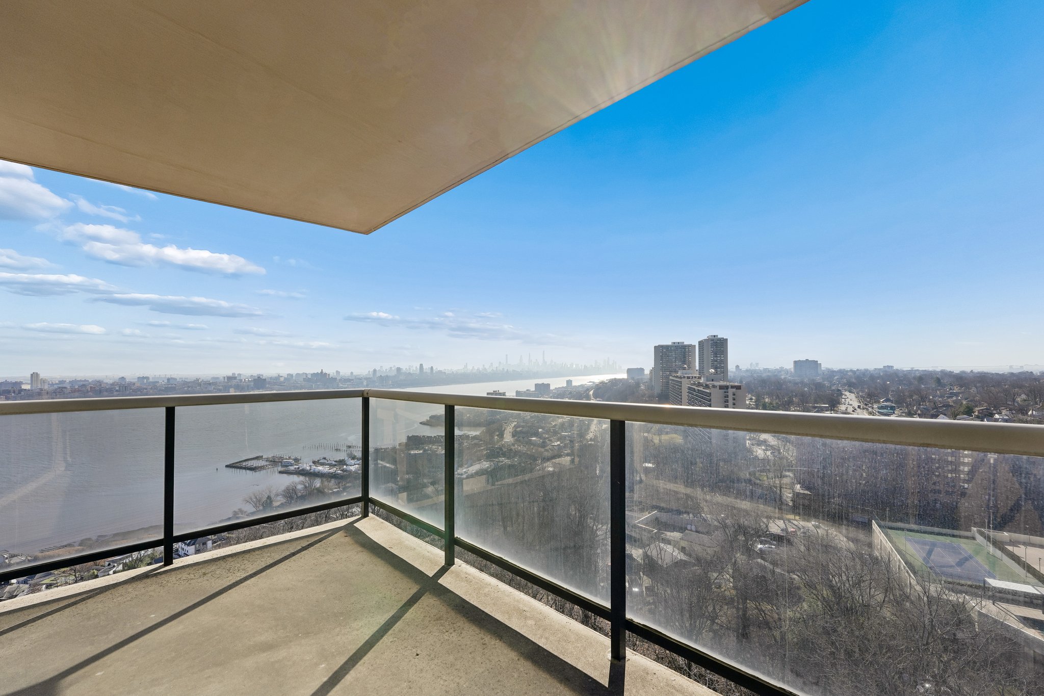 1512 Palisade Avenue #16L 