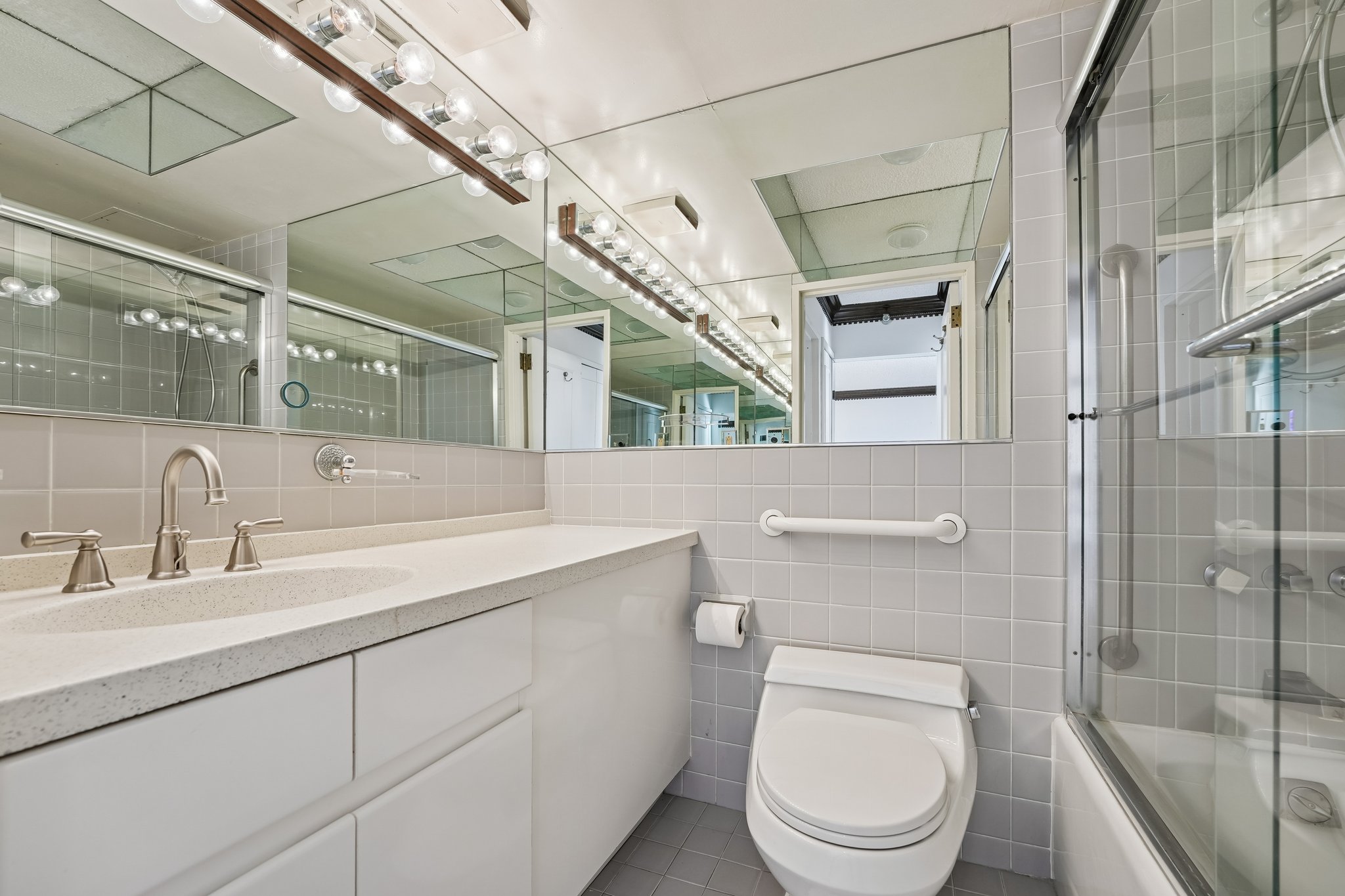 1512 Palisade Avenue #16L 