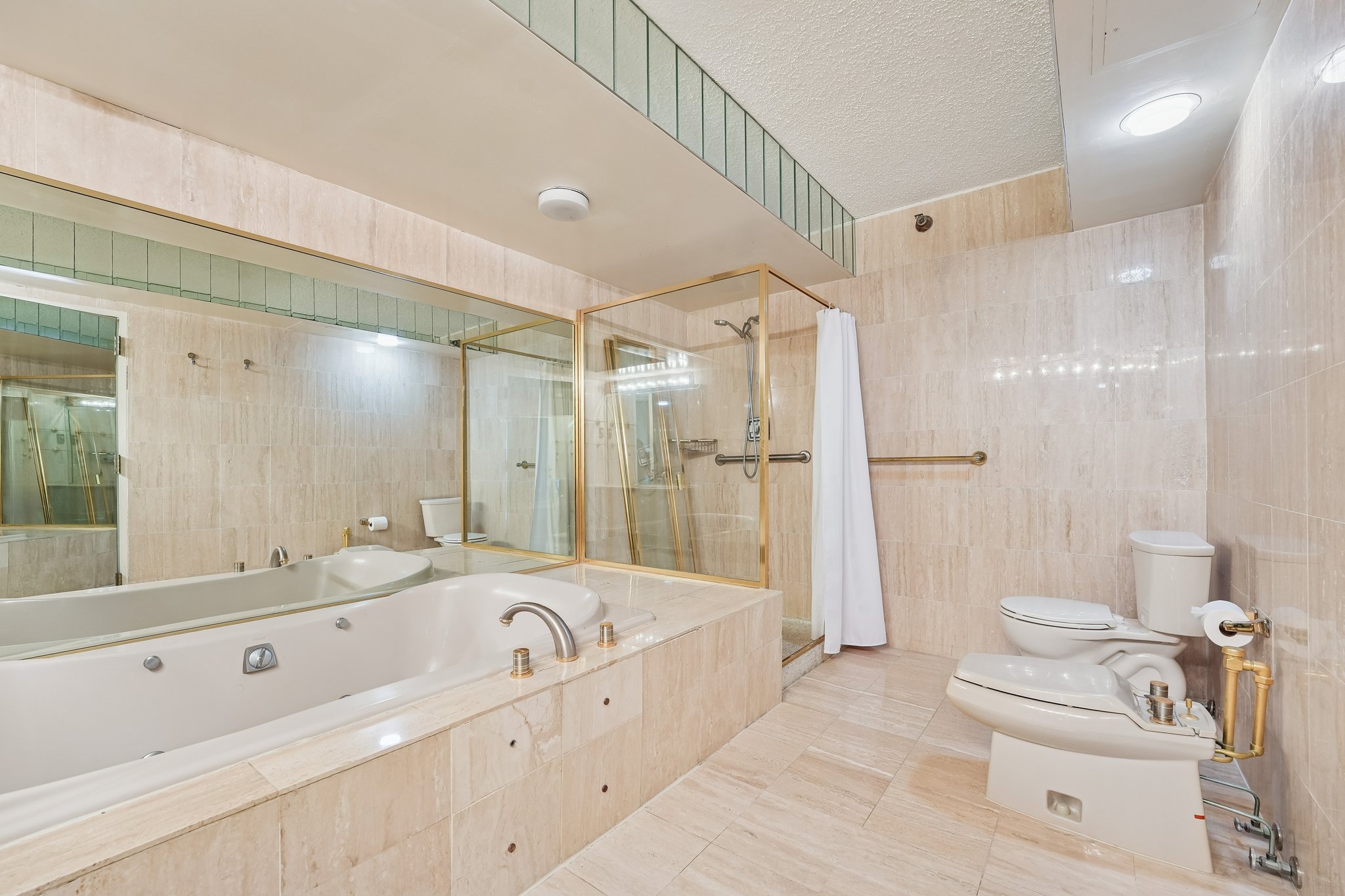 1512 Palisade Avenue #16L 