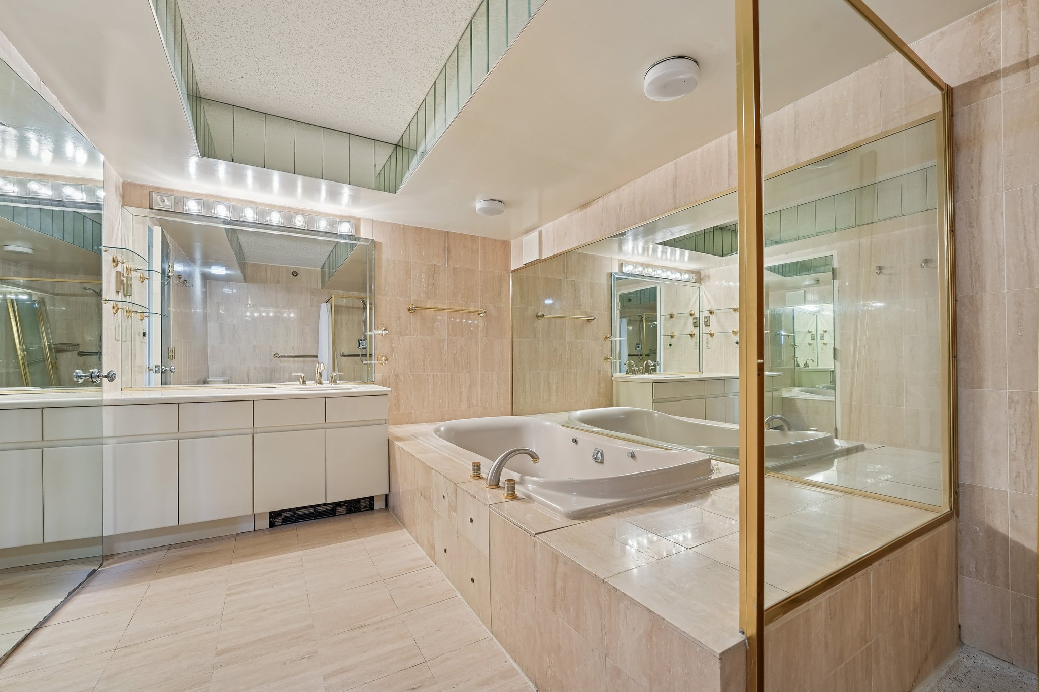 1512 Palisade Avenue #16L 