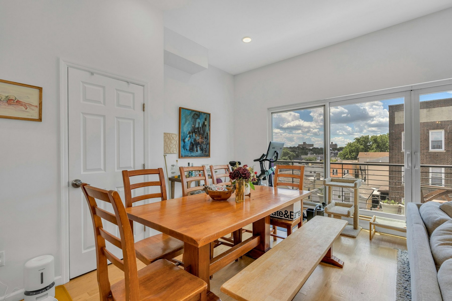 936 Pavonia Ave #4A 