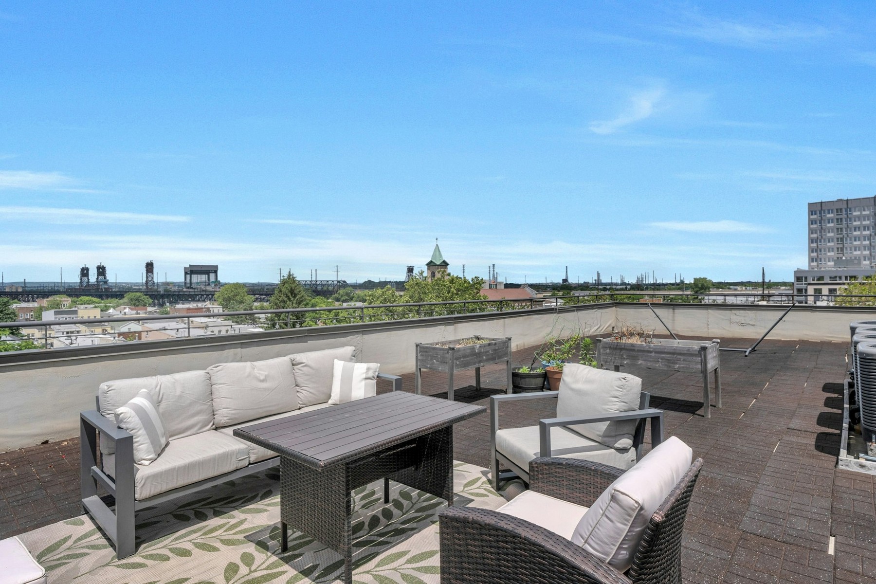 936 Pavonia Ave #4A 