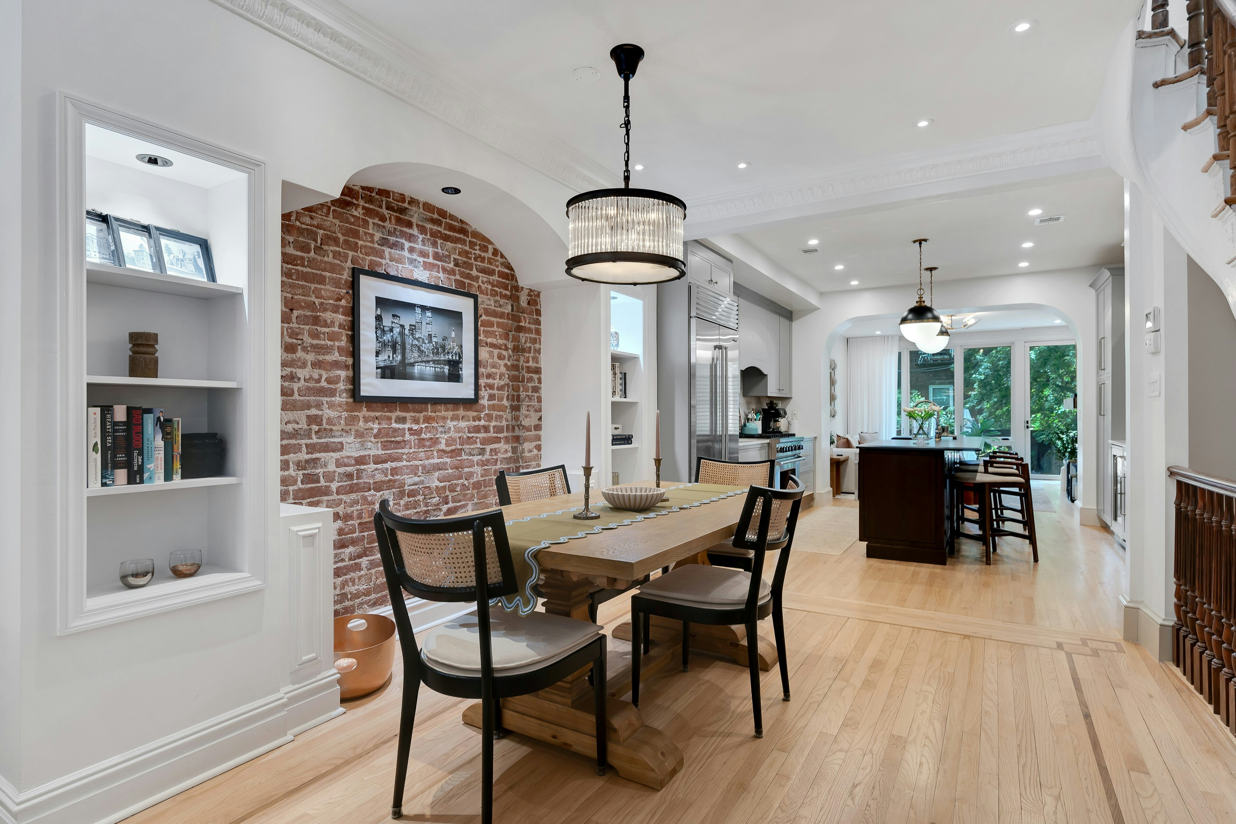 1008 Park Ave 