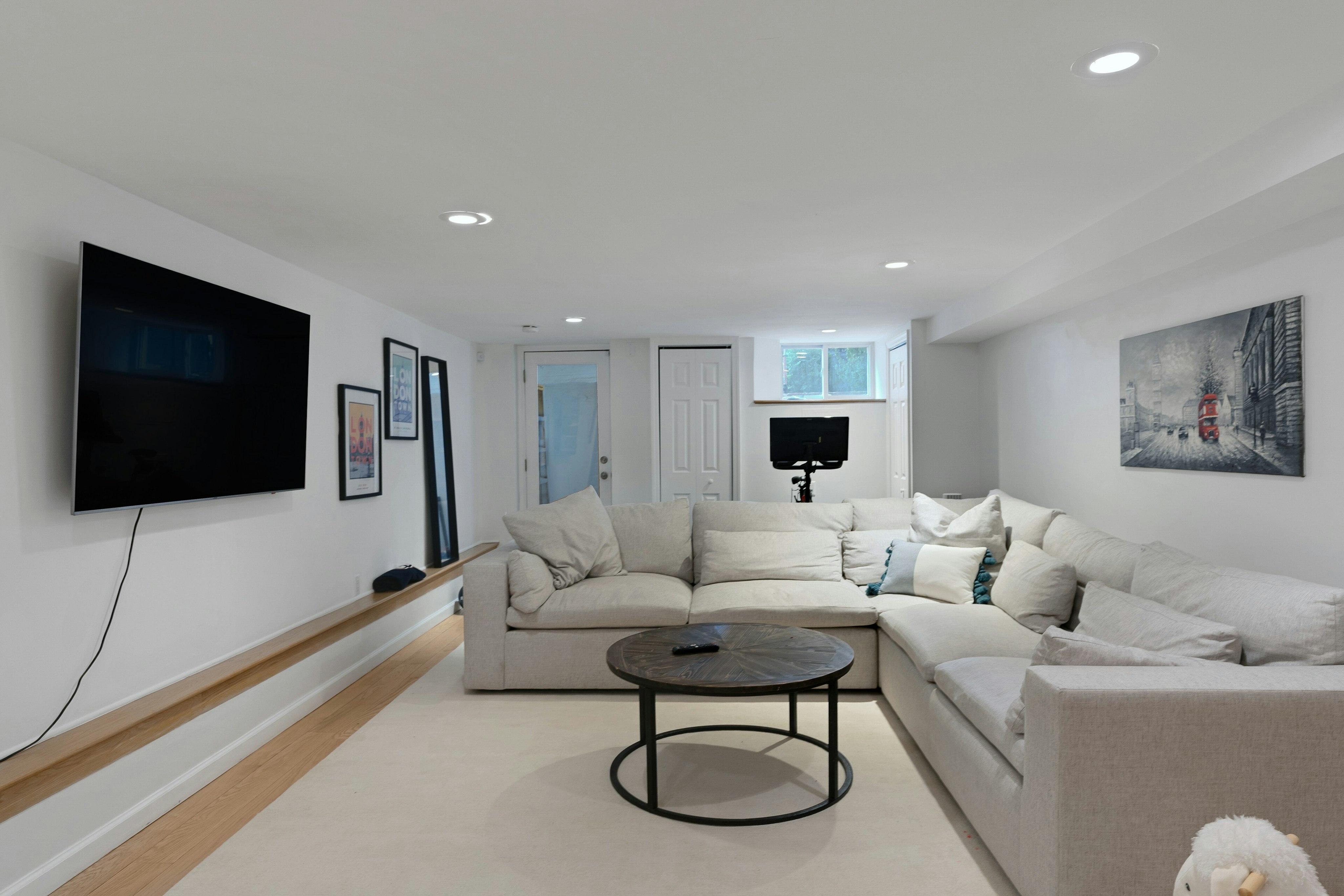1008 Park Ave 