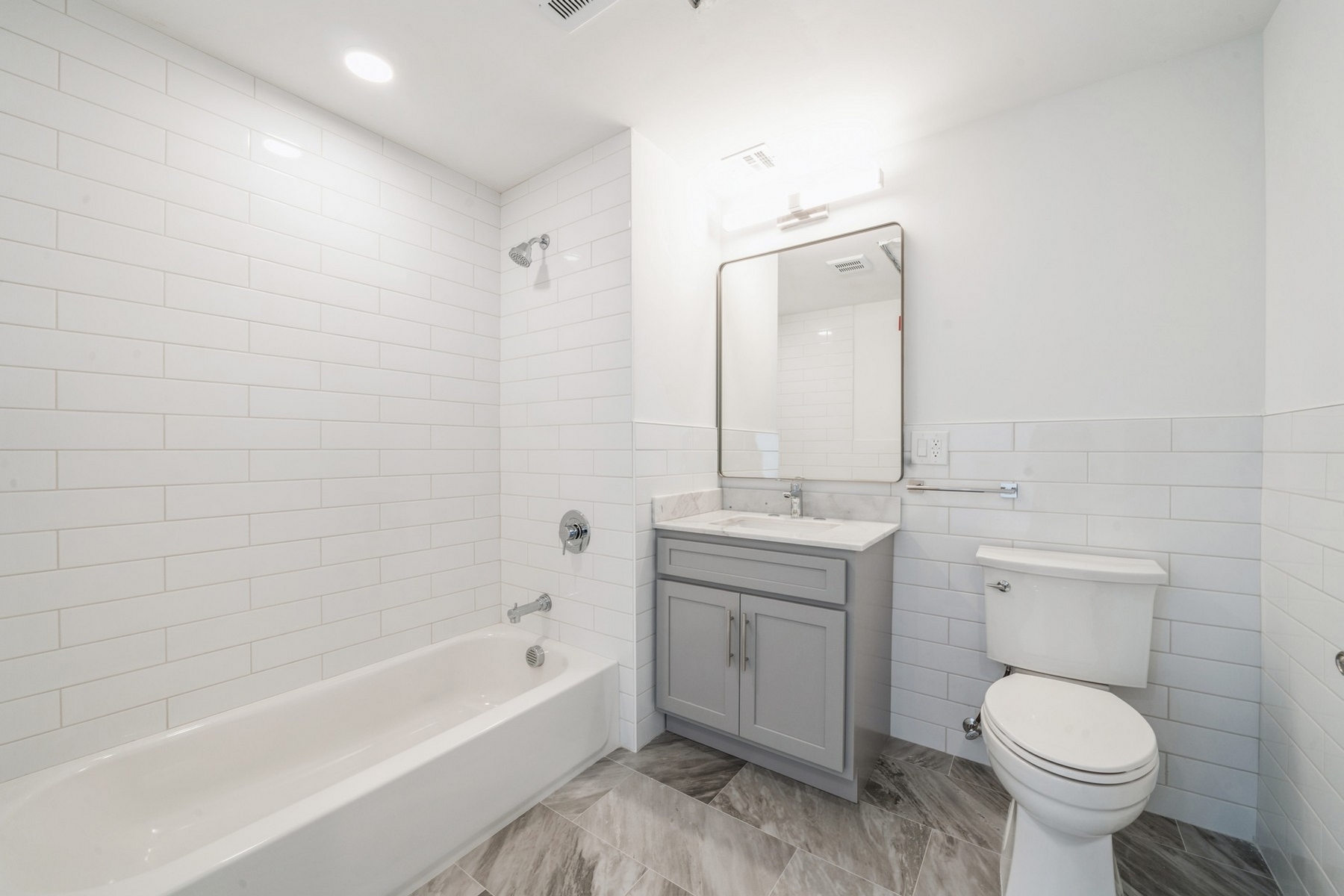 32 Jones Street, unit 301 
