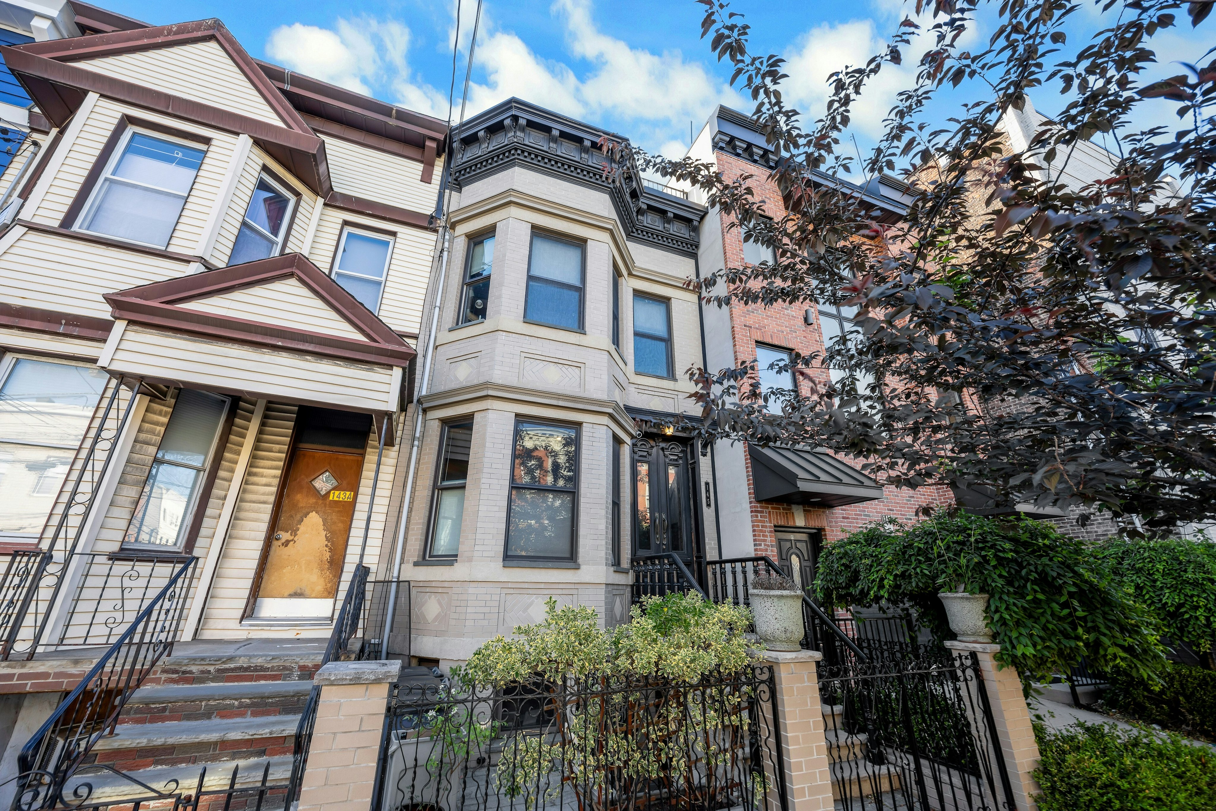 145 Webster Ave 