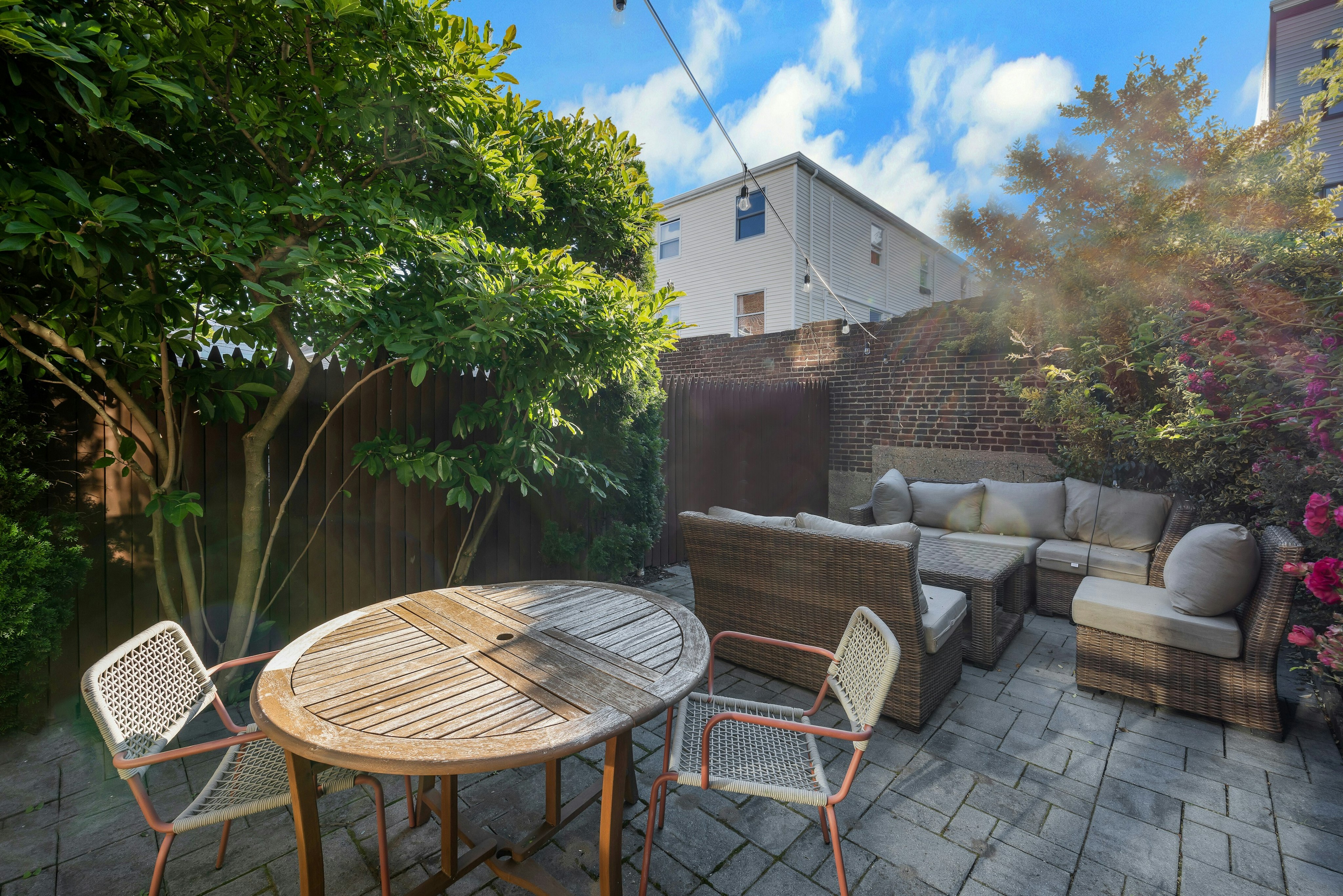 145 Webster Ave 