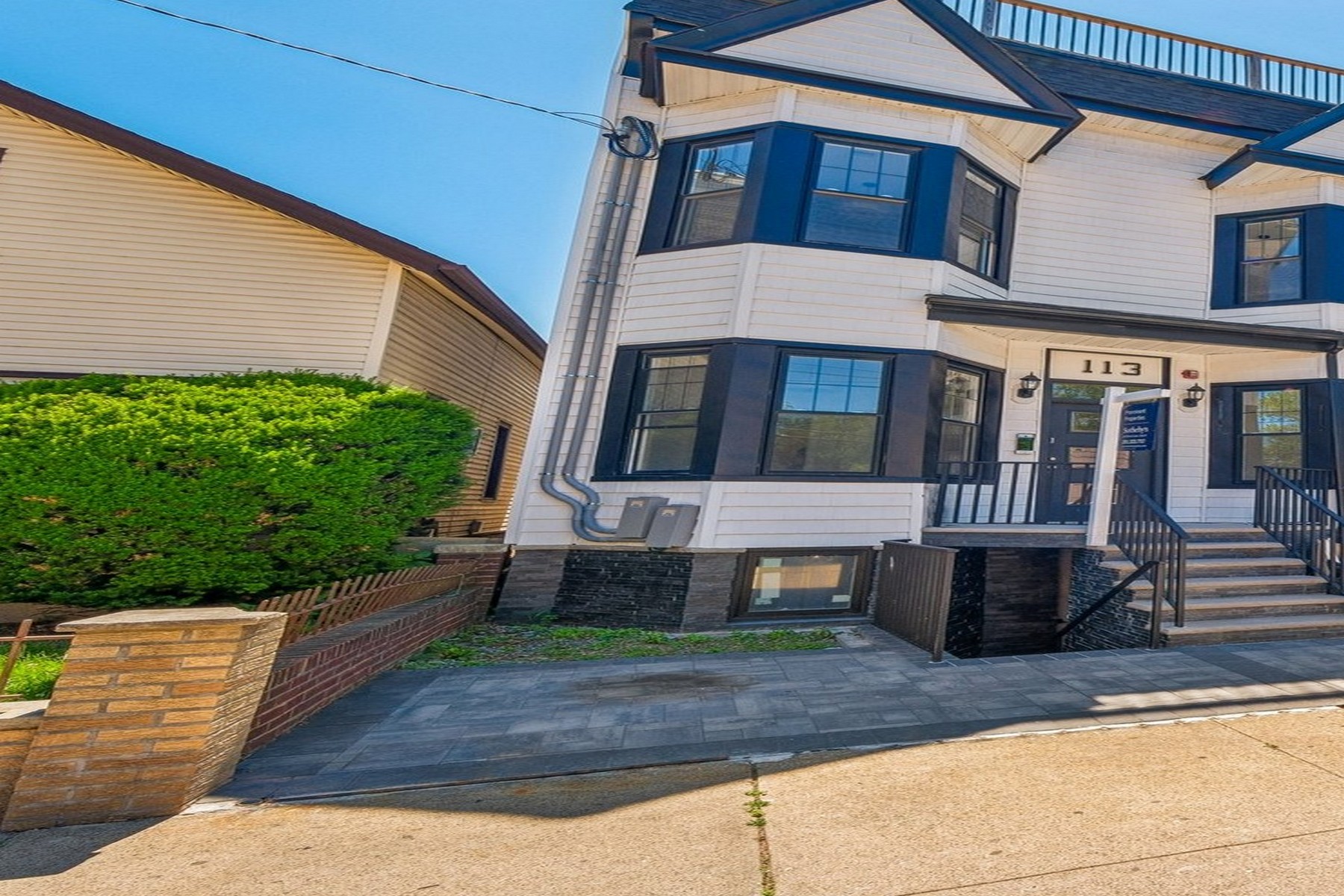 113 Lincoln Street, unit 1R 