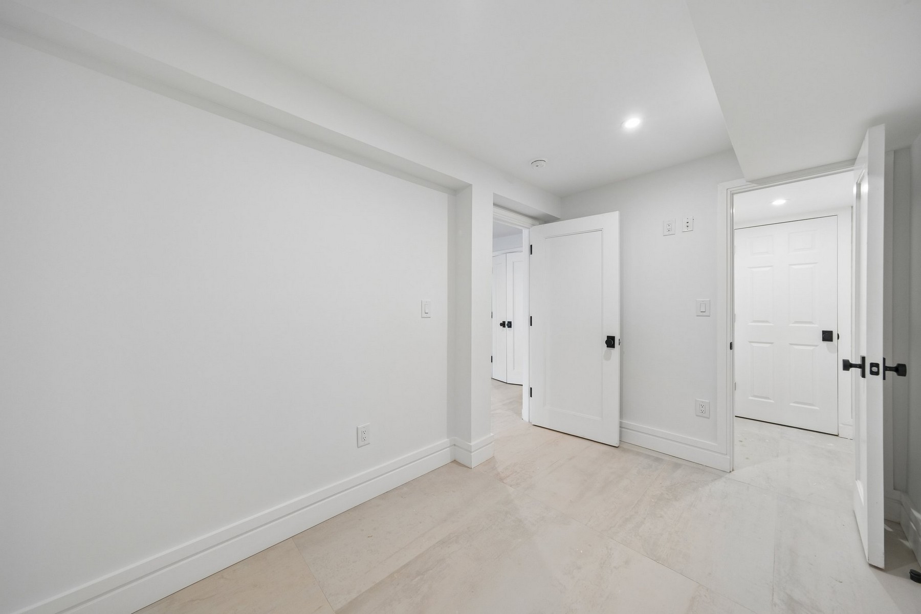 113 Lincoln Street, unit 1L 
