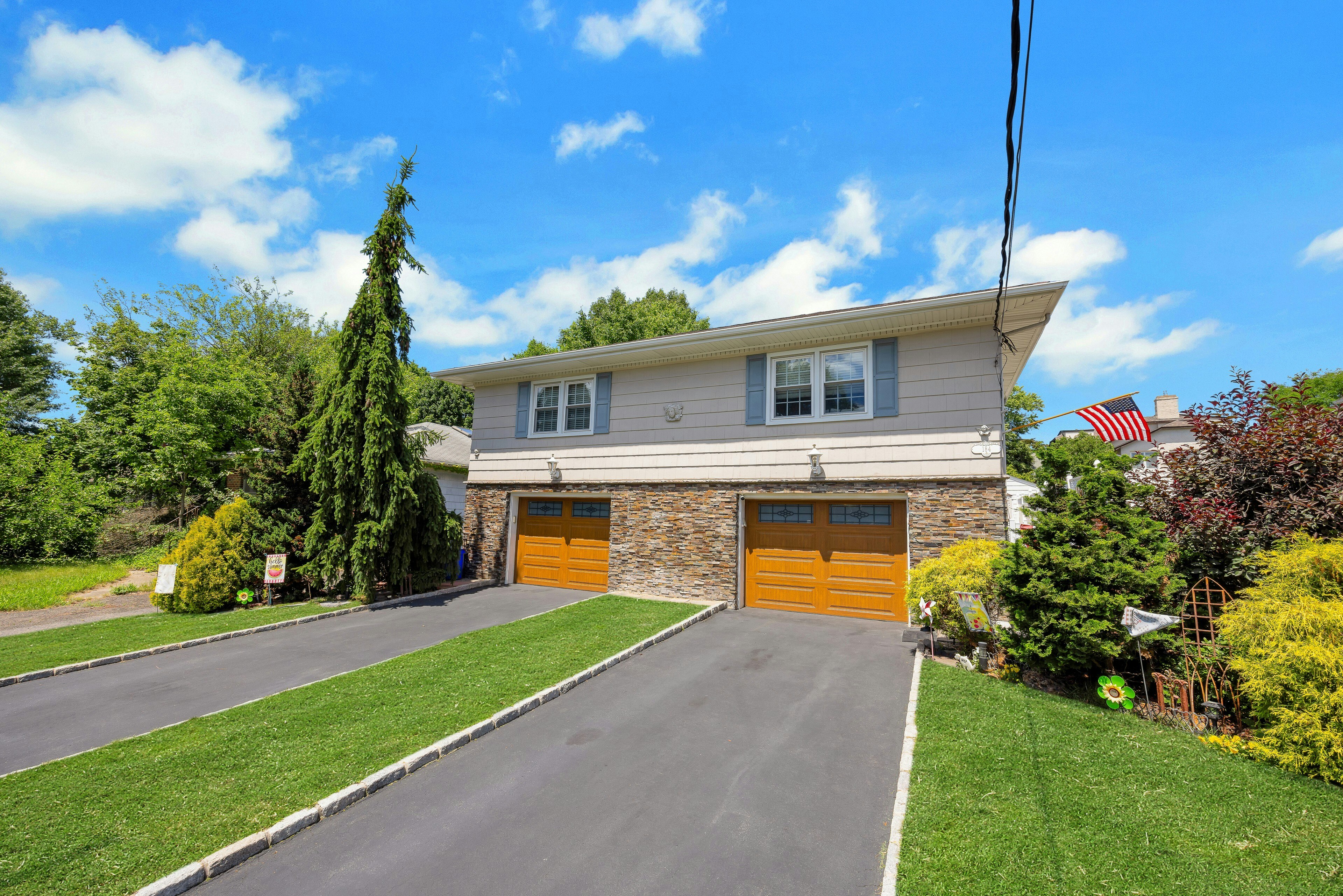 184 West Passaic Ave 