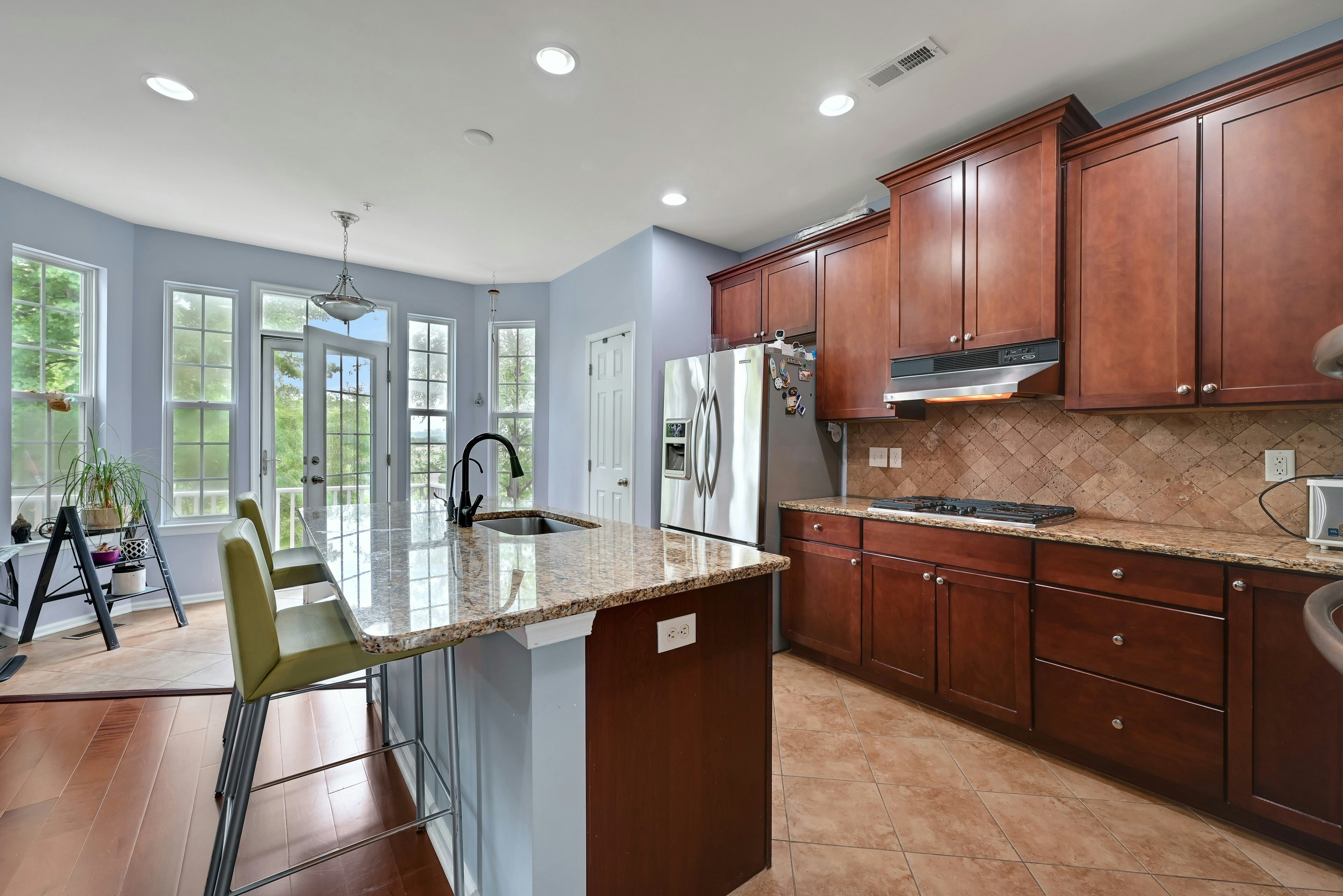 16 Creekside Court Apt #16 