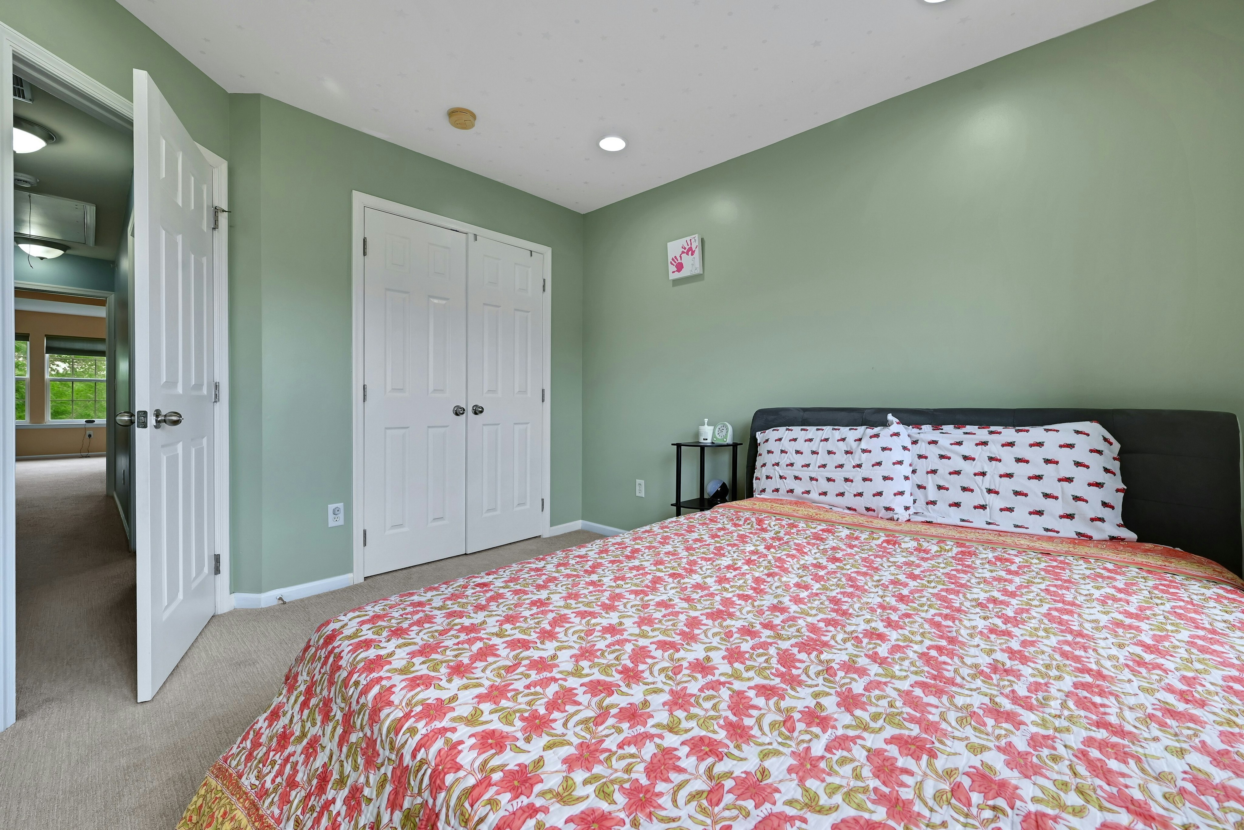 16 Creekside Court Apt #16 