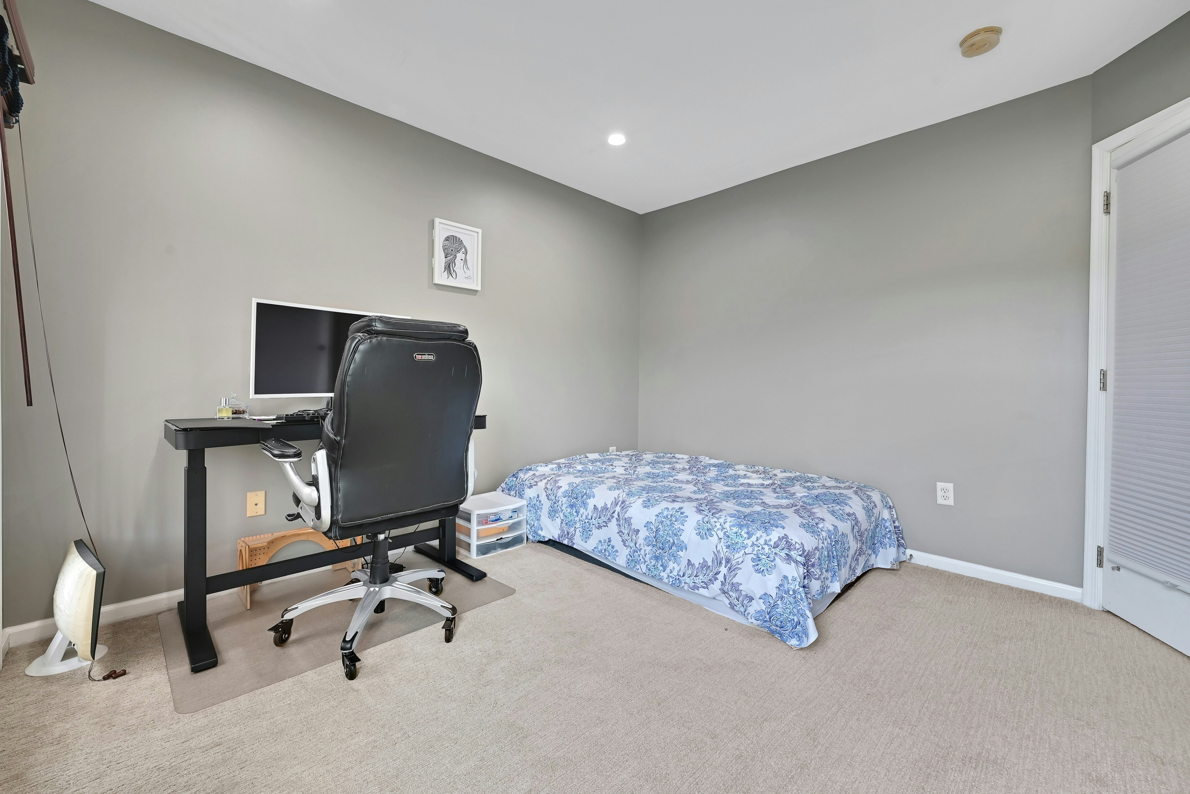 16 Creekside Court Apt #16 