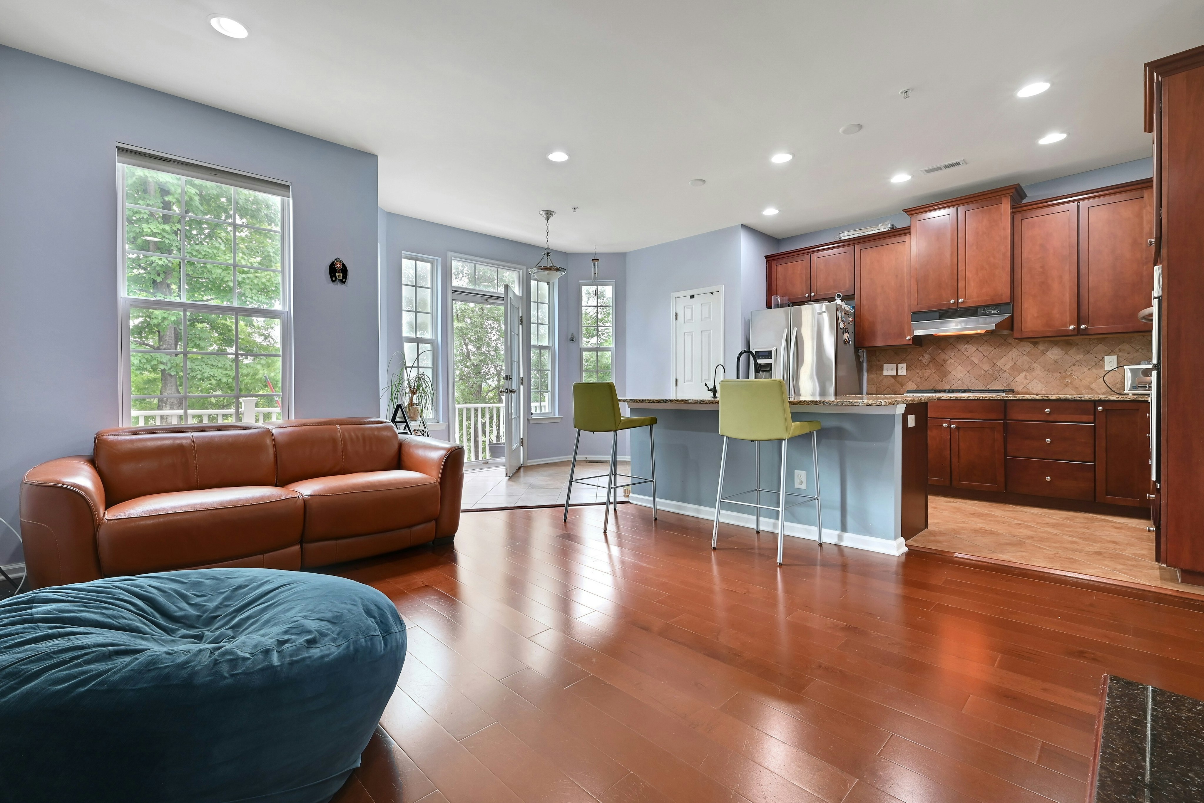 16 Creekside Court Apt #16 