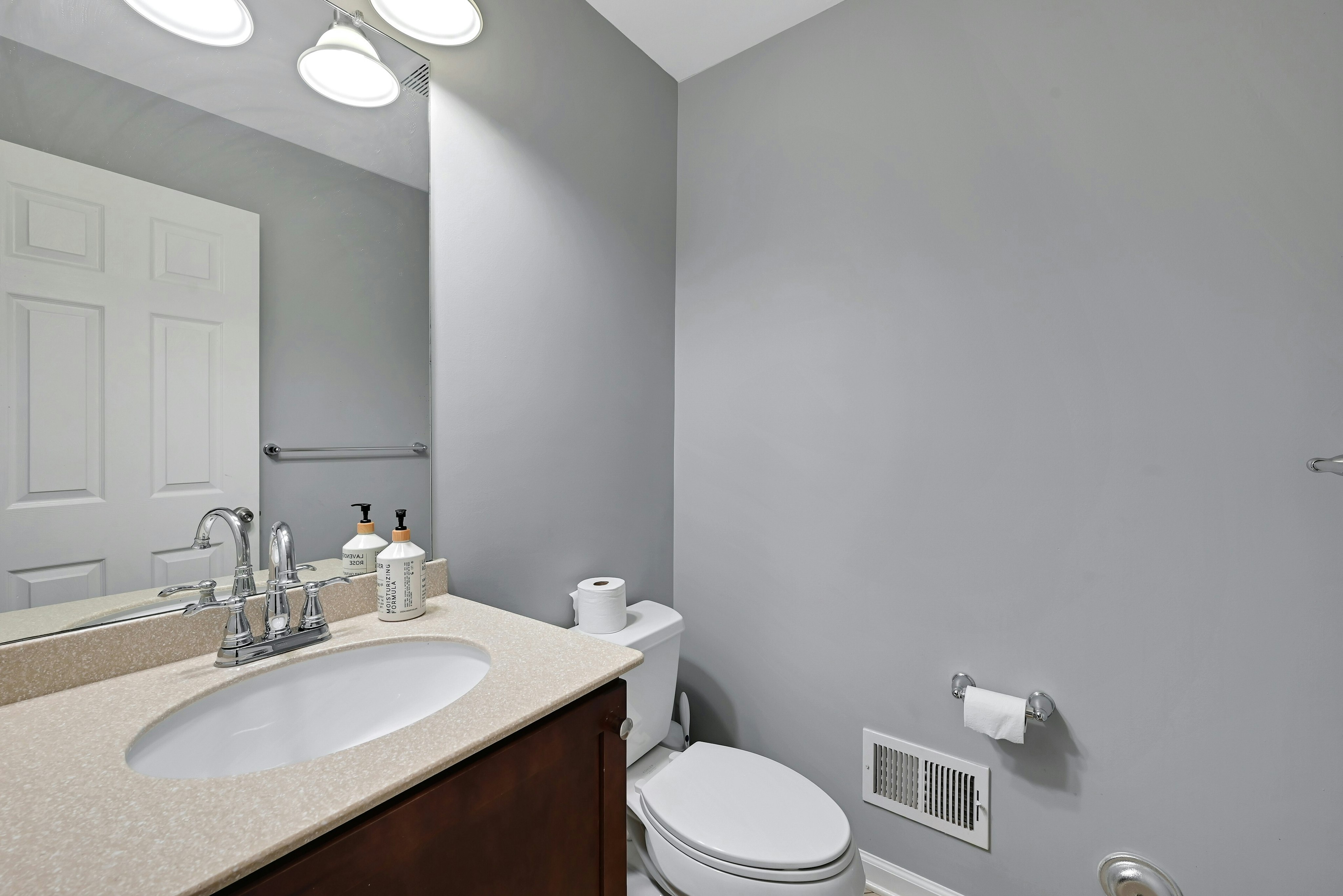 16 Creekside Court Apt #16 